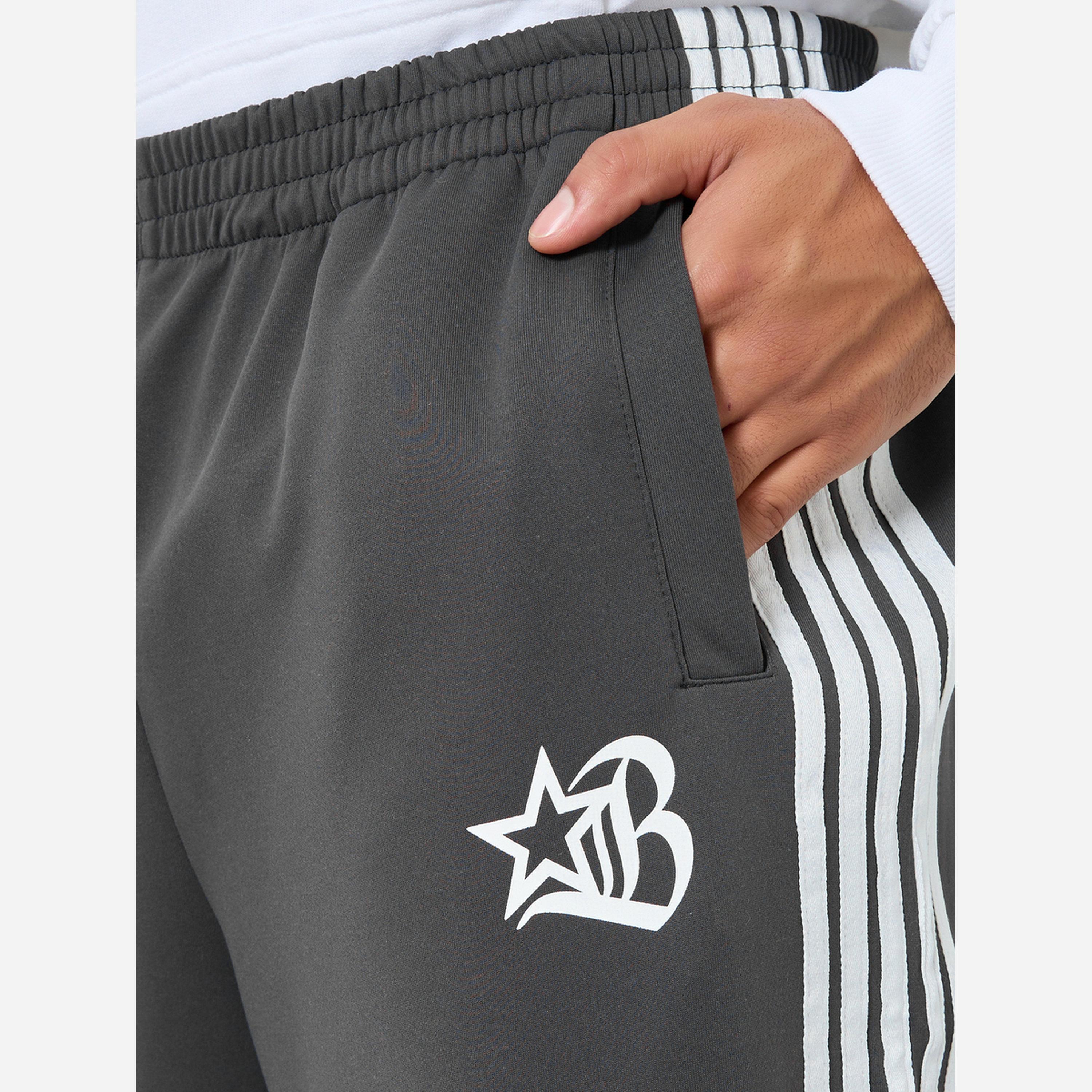تيك تو - بنطال رياضي رجالي لون رمادي بخطوط جانبية-men-clothing-bottoms-trousersandchinos-trousers-image-3