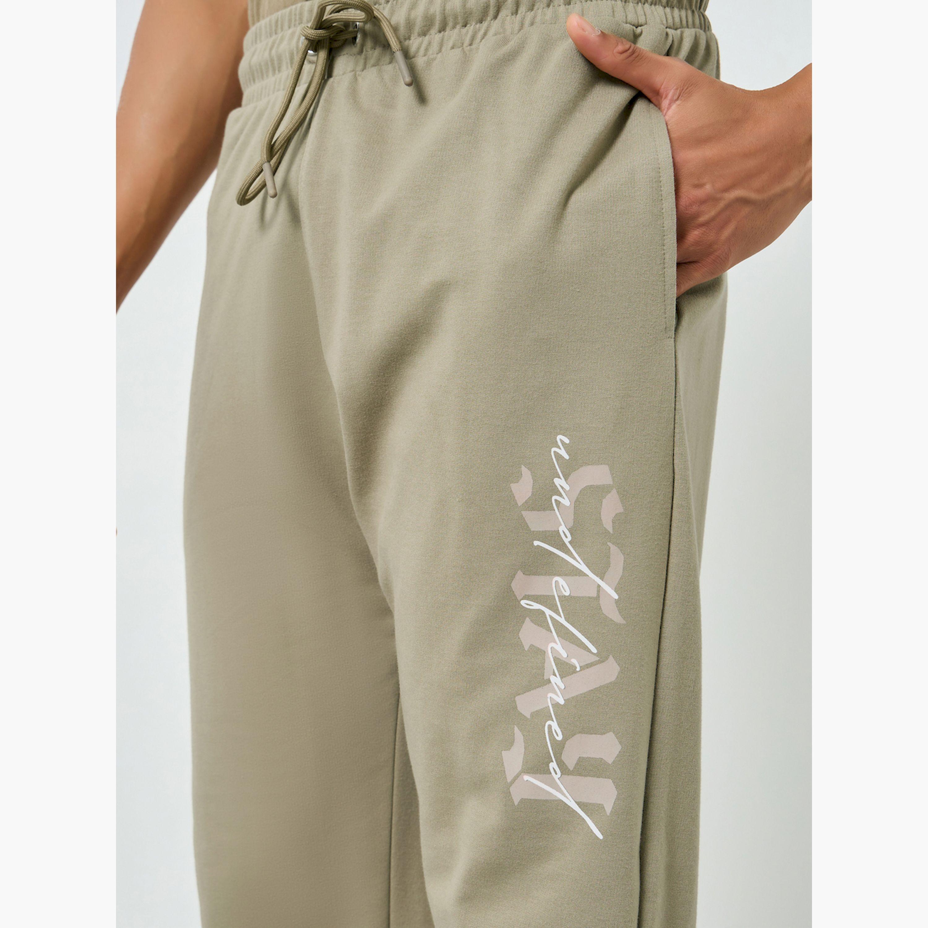 جوغر رجالي أخضر مريح بطبعة جرافيك-men-clothing-bottoms-joggers-image-3
