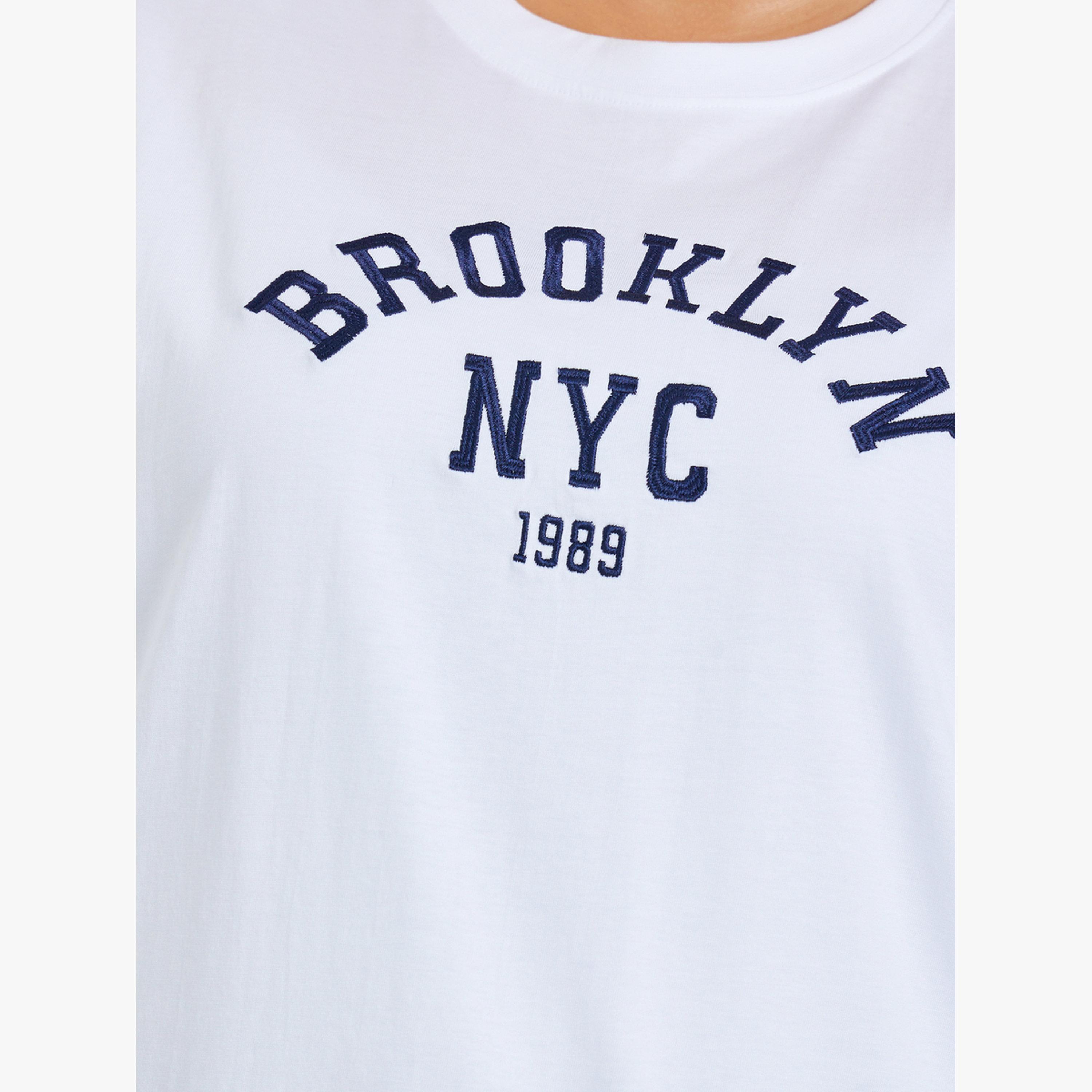 Styli Plus Size White Embroidered Oversized T-Shirt-women-clothing-tshirts-image-5