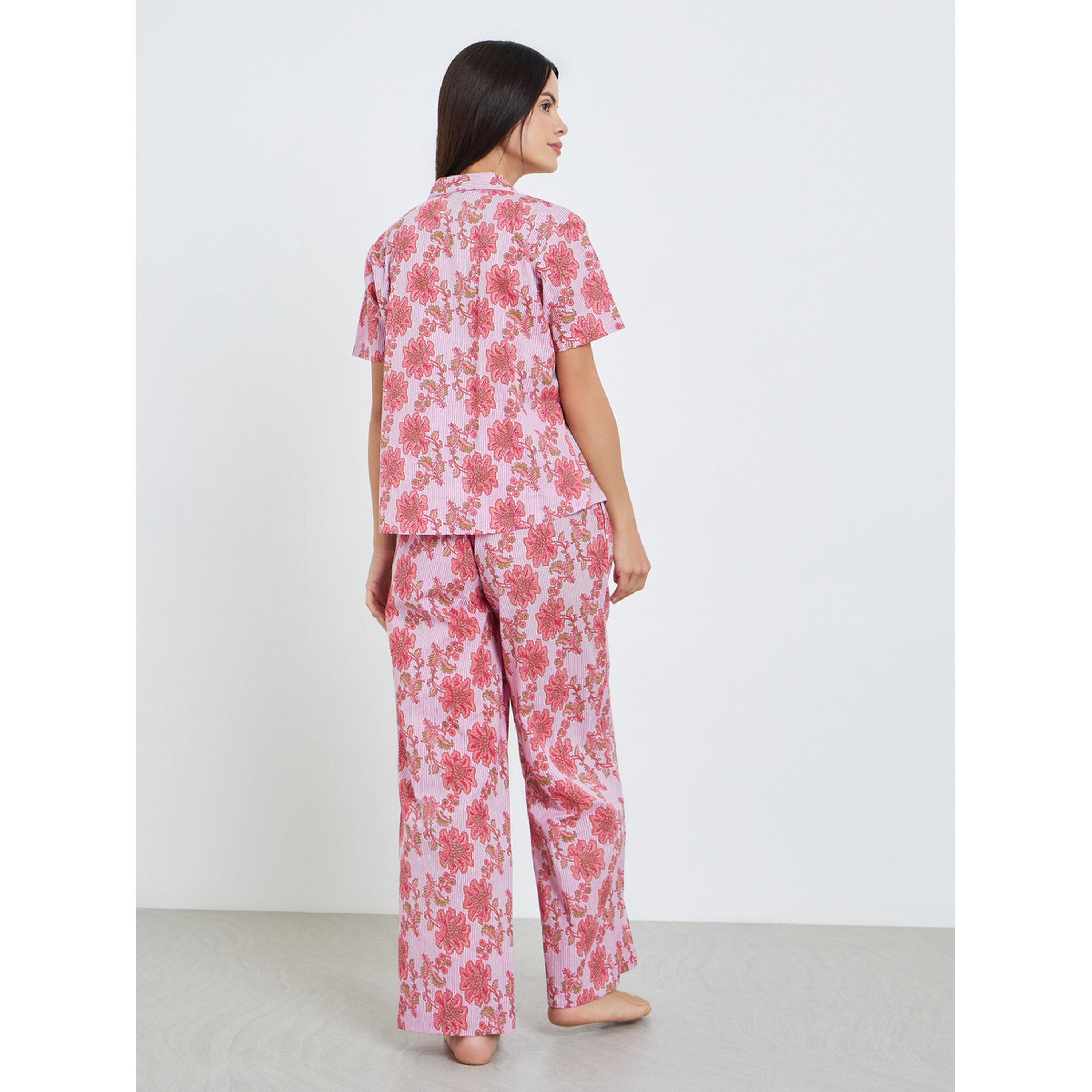 طقم بيجاما من قميص قطن وبنطال واسع بطبعة زهور مخططة-women-clothing-nightwear-pyjamas-longsets-image-3