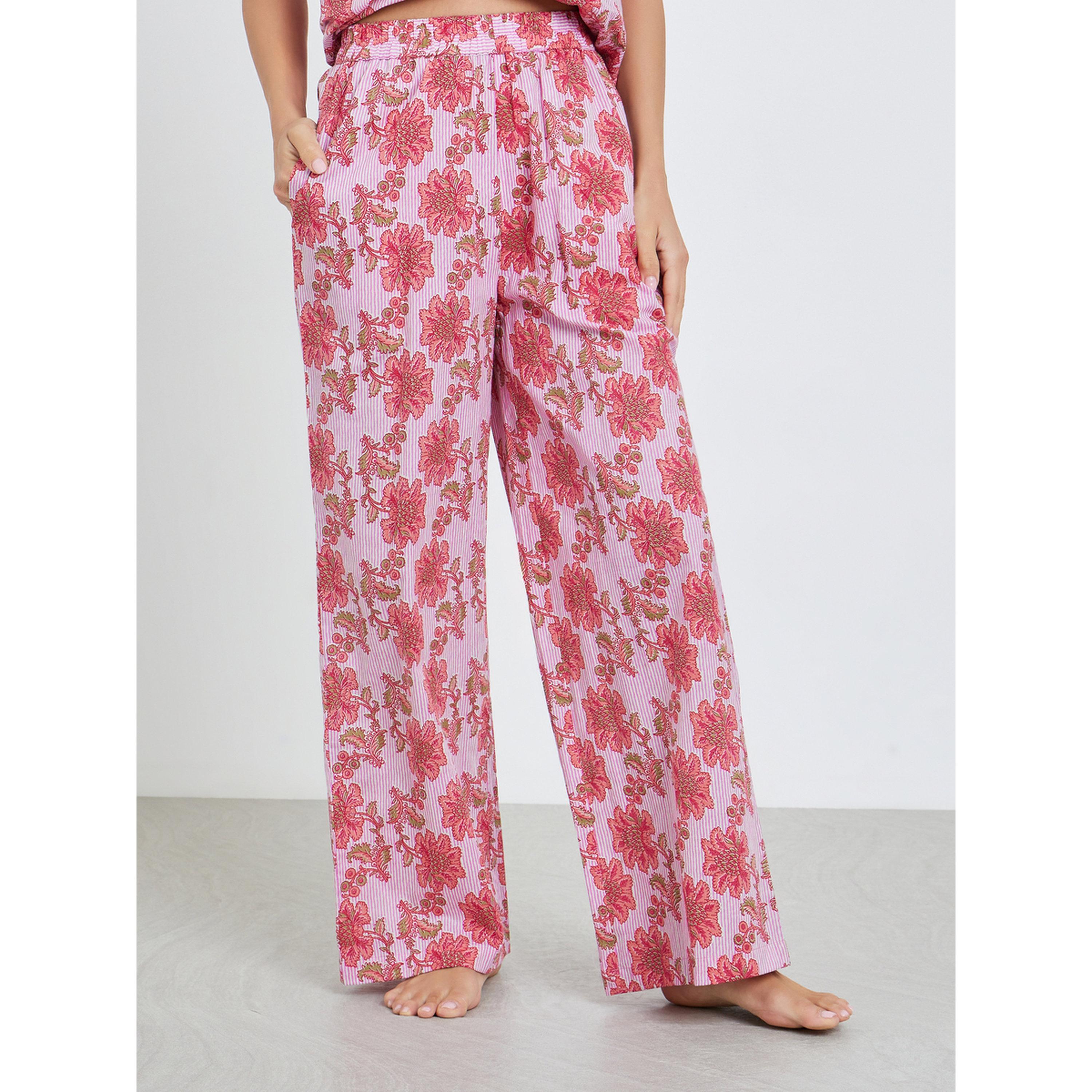 طقم بيجاما من قميص قطن وبنطال واسع بطبعة زهور مخططة-women-clothing-nightwear-pyjamas-longsets-image-4