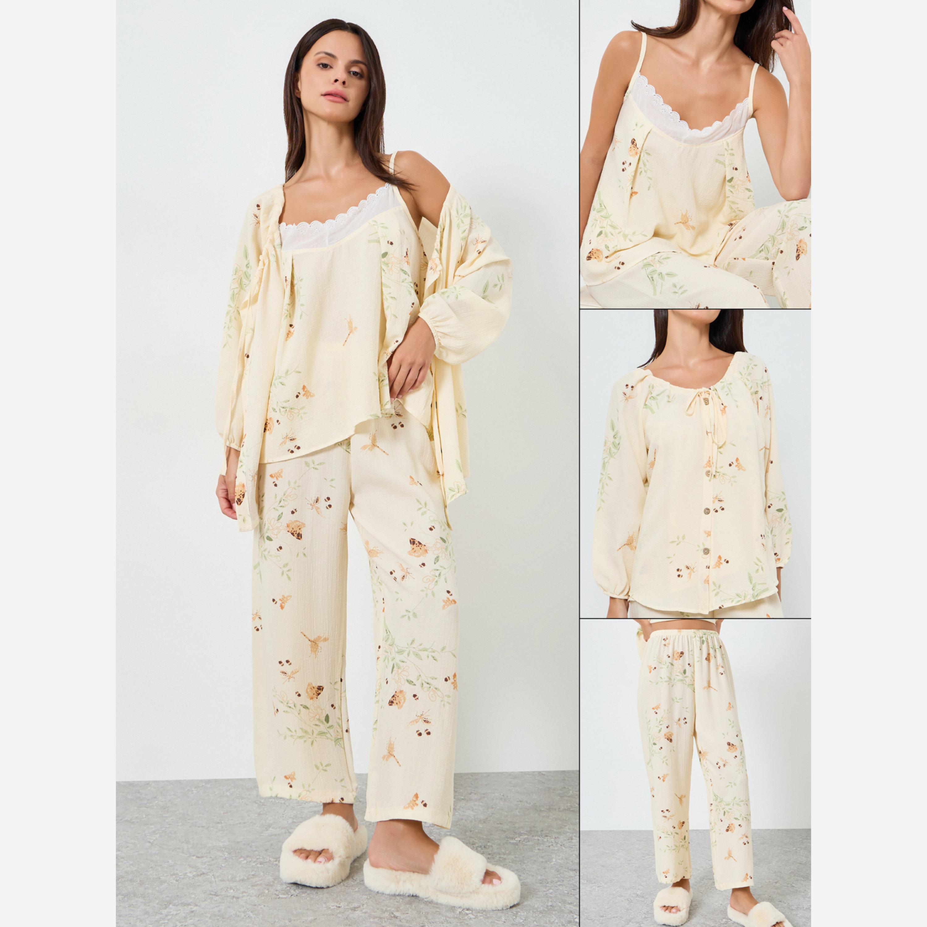 ستايلي - بيجاما ٣ قطع - بلوزة بطبعة استوائية مع بنطال طويل-women-clothing-nightwear-pyjamas-longsets-image-1