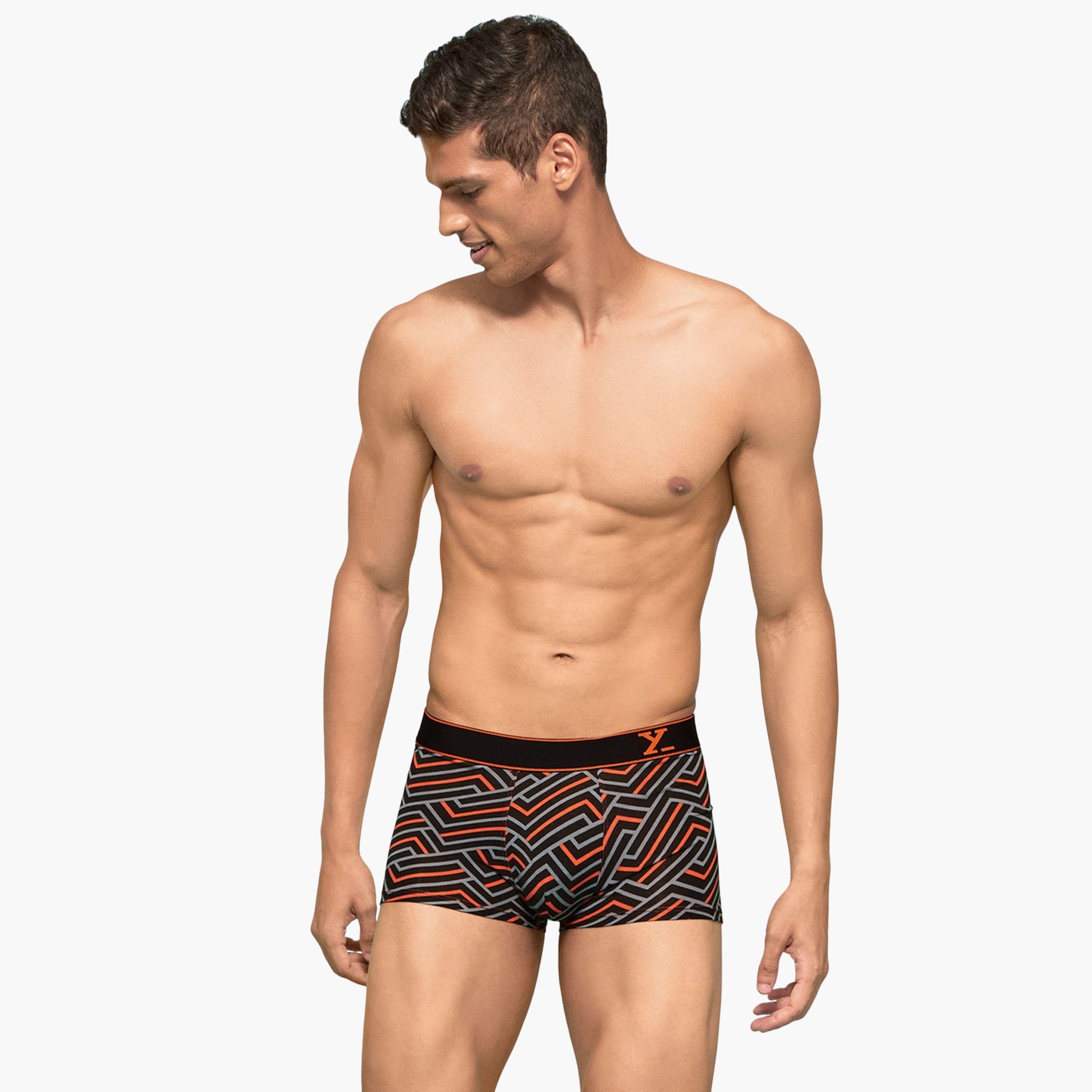 اكس واي اكس اكس - شورت رجالي قطن مخطط تصميم بارالاكس-men-clothing-innerwear-underwear-image-2