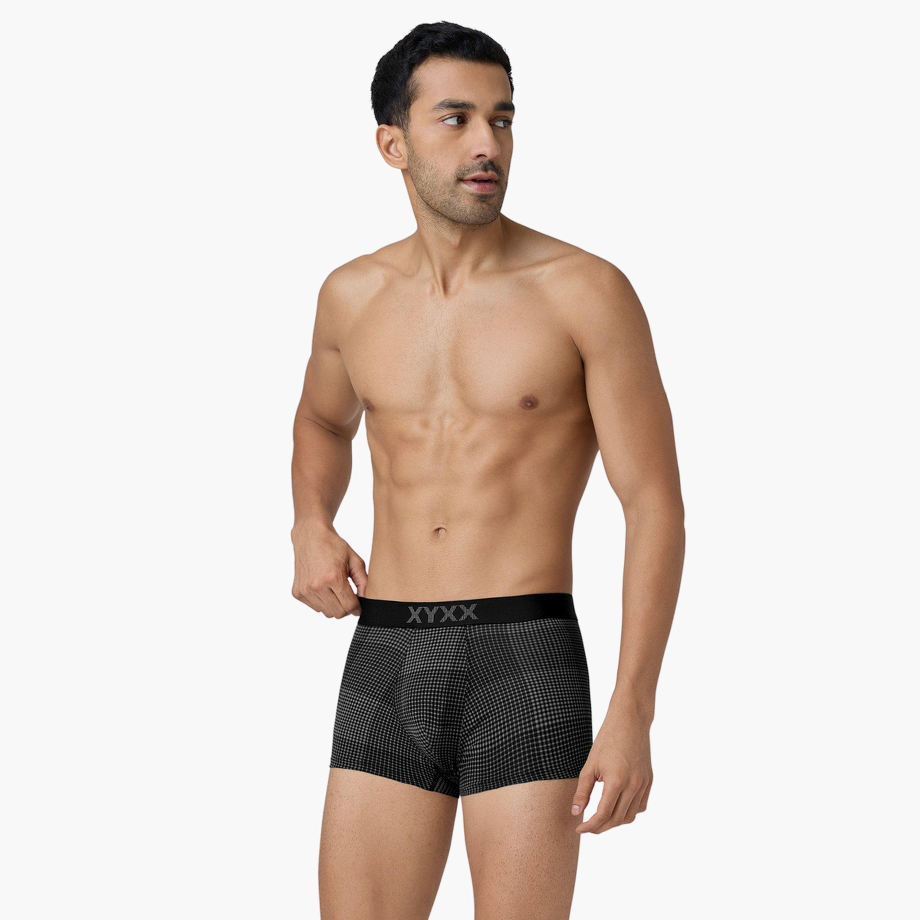 اكس واي اكس اكس - شورت رجالي طبعة مربعات قطن فائق النعومة-men-clothing-innerwear-underwear-image-2