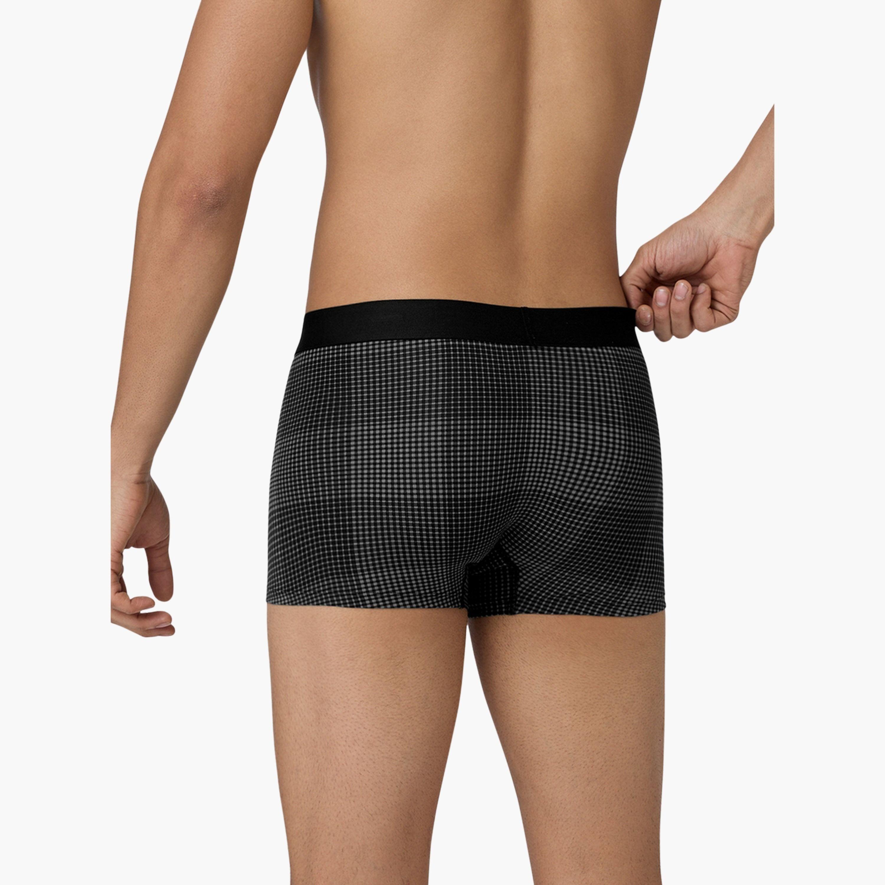 اكس واي اكس اكس - شورت رجالي طبعة مربعات قطن فائق النعومة-men-clothing-innerwear-underwear-image-4
