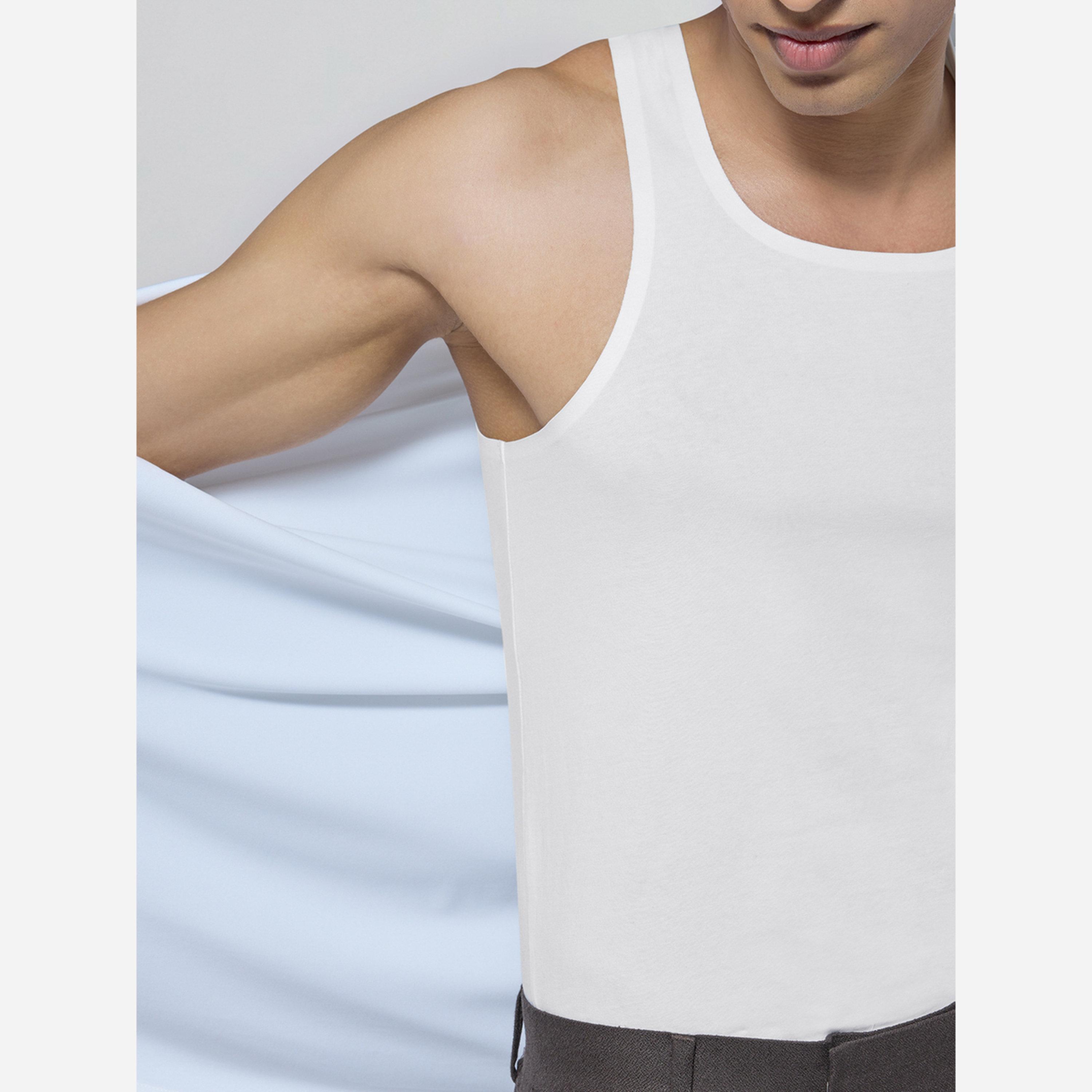 اكس واي اكس اكس - قميص داخلي رجالي لون أبيض قطن ياقة مربعة-men-clothing-tshirtsandpolos-vests-image-6