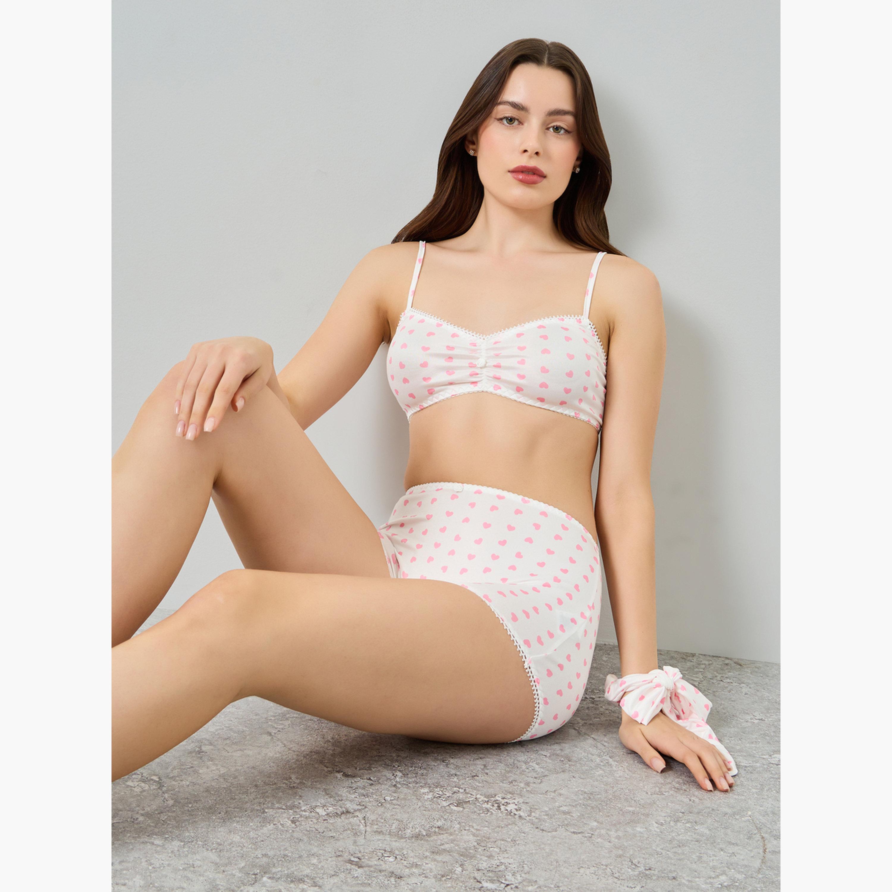مجموعة من 4 - صدرية غير مبطنة وبوي شورت مع سكرانشي-women-clothing-lingerie-lingeriesets-image-2