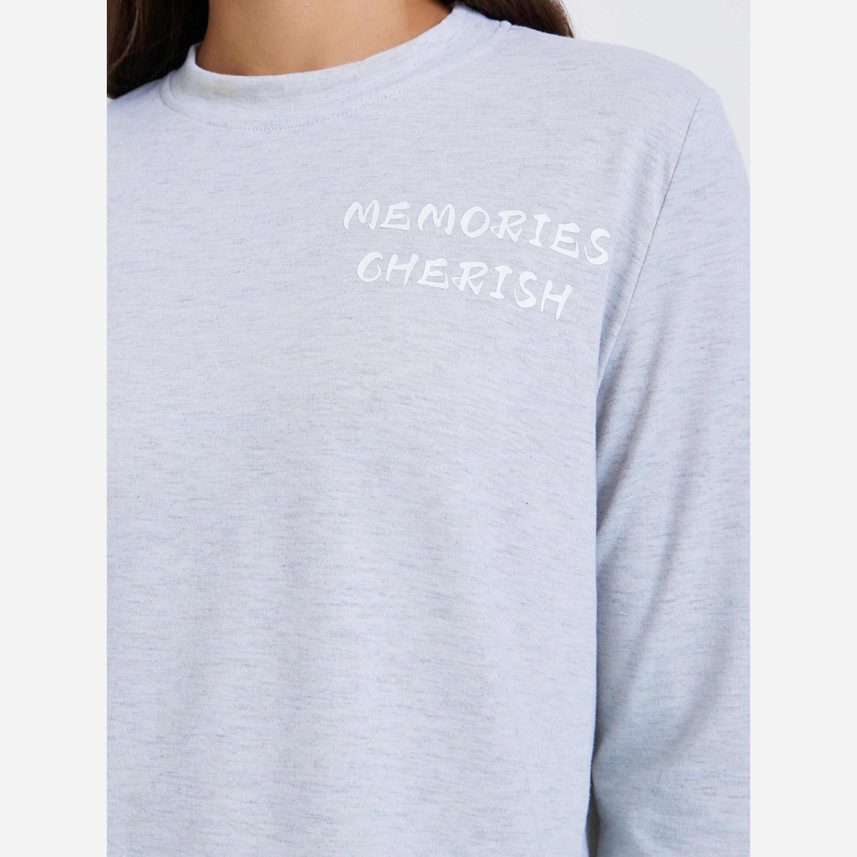 ستايلي - تيشيرت نسائي قصة عادية طبعة شعار-women-clothing-tshirts-image-5
