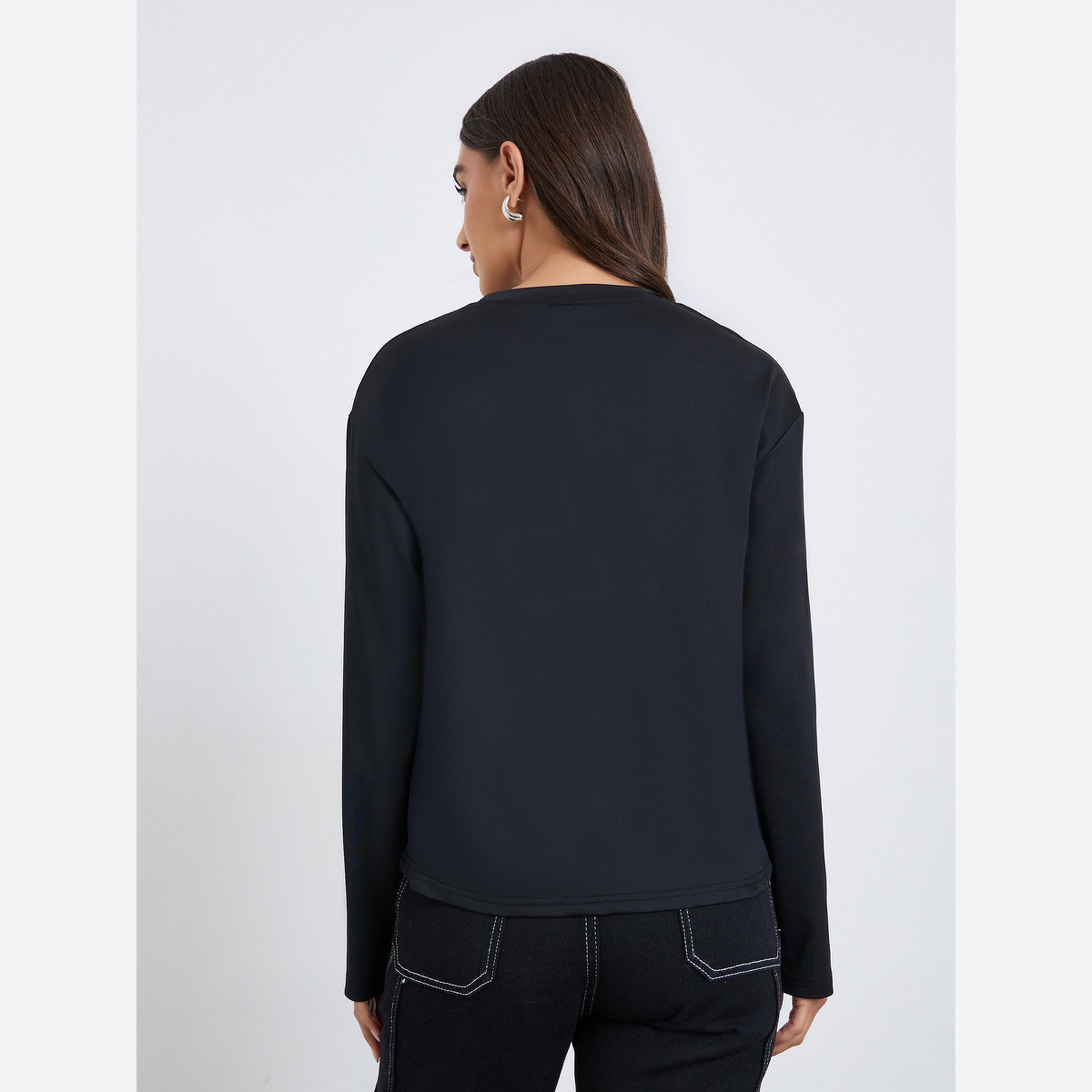 ستايلي - تيشيرت نسائي قصة عادية طبعة شعار-women-clothing-tshirts-image-3