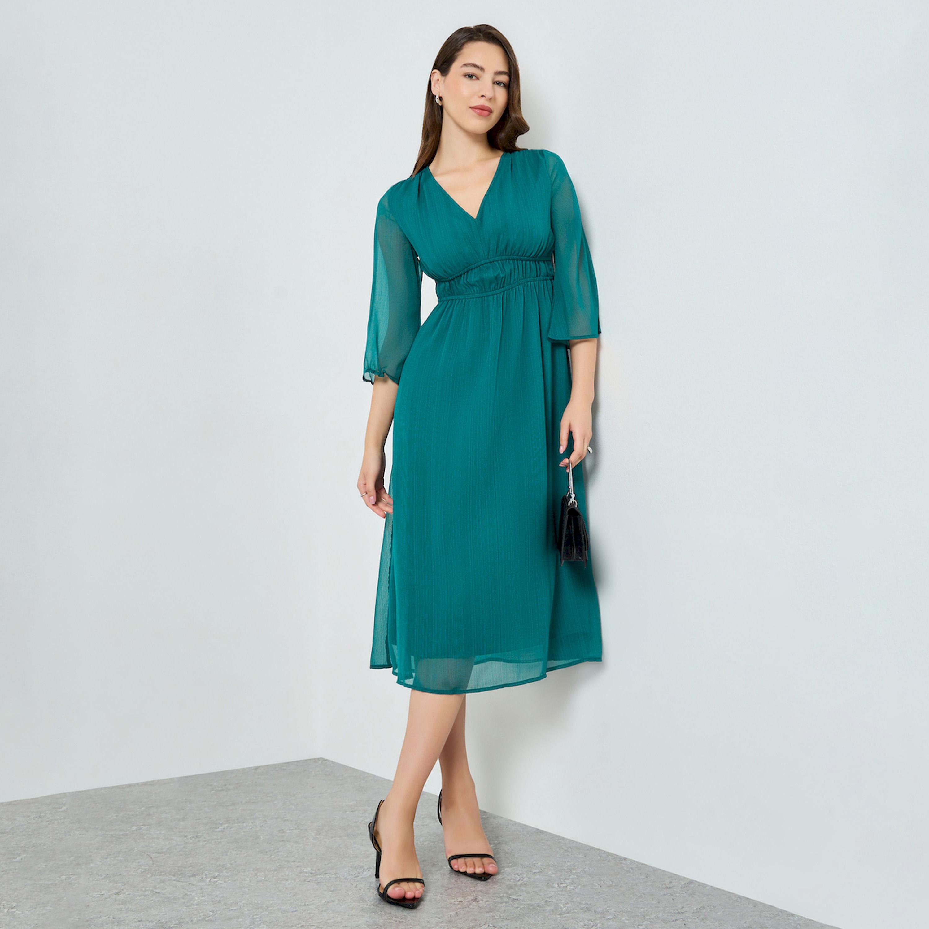 فستان ميدي بنسيج بارز وأكمام 3/4-women-clothing-dresses-image-1