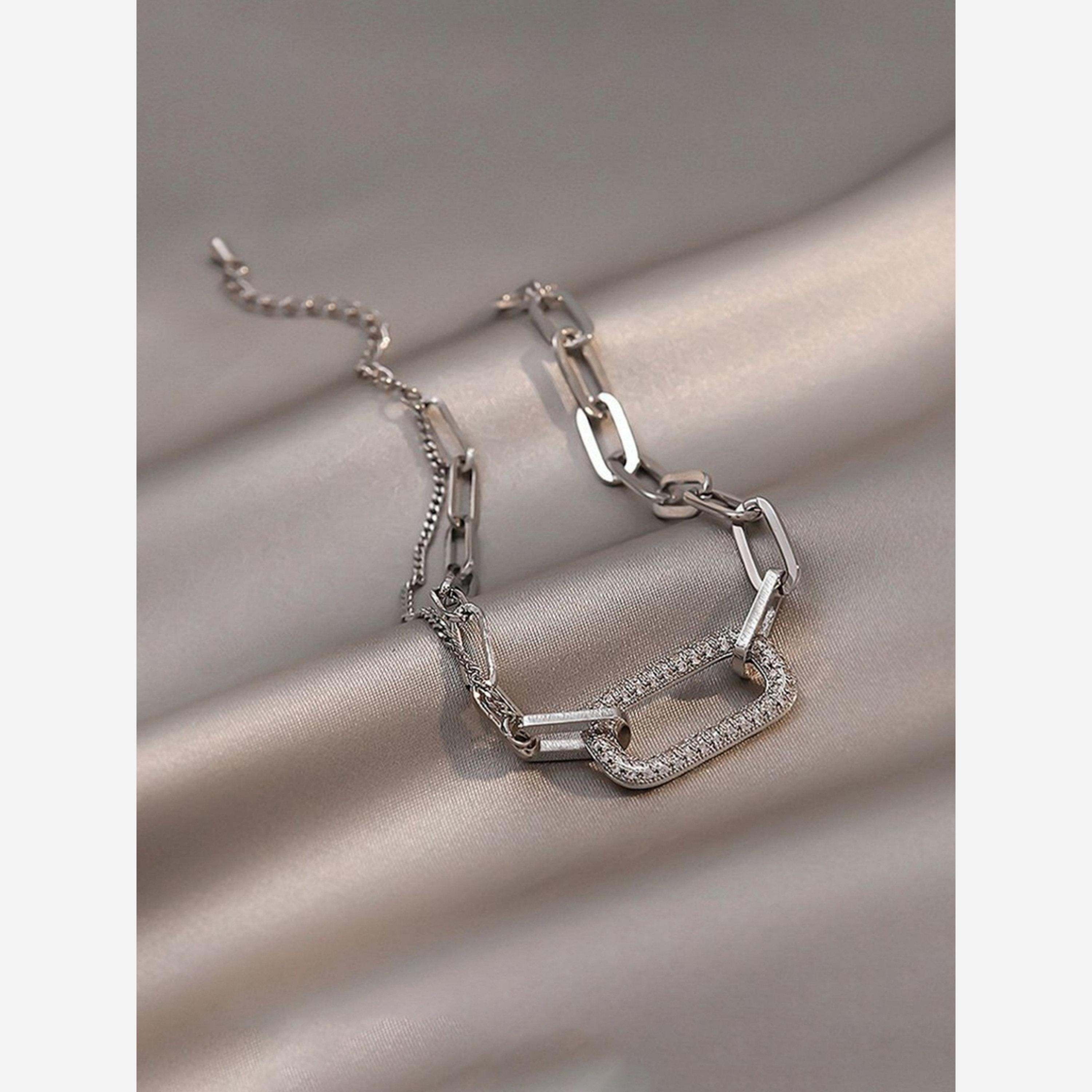 تيك تو - سوار مربع ذو حلقات متشابكة-women-watchesandjewellery-jewellery-banglesandbracelets-image-3