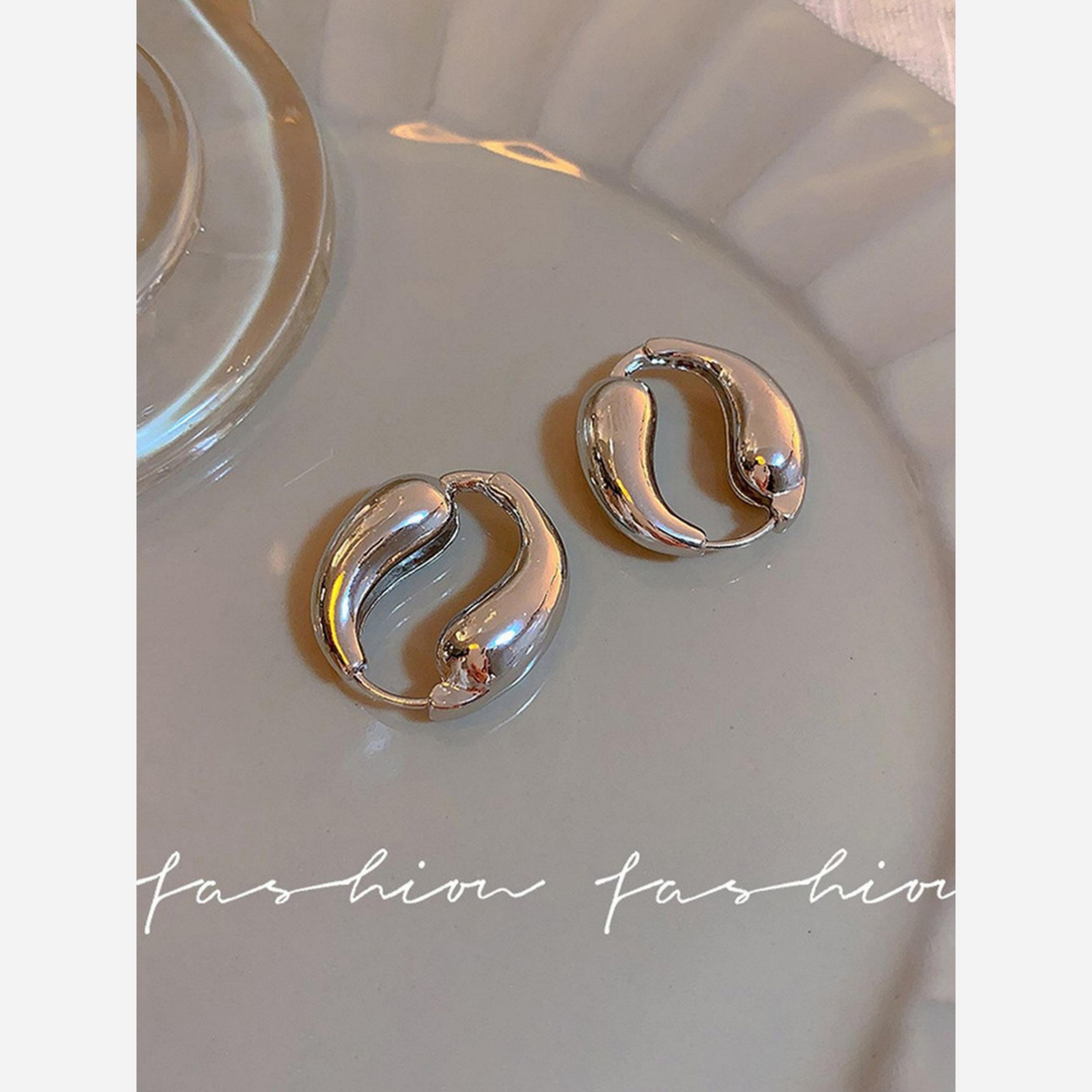 Take Two Solid Irregular Geometric Earrings-women-watchesandjewellery-jewellery-earrings-image-4