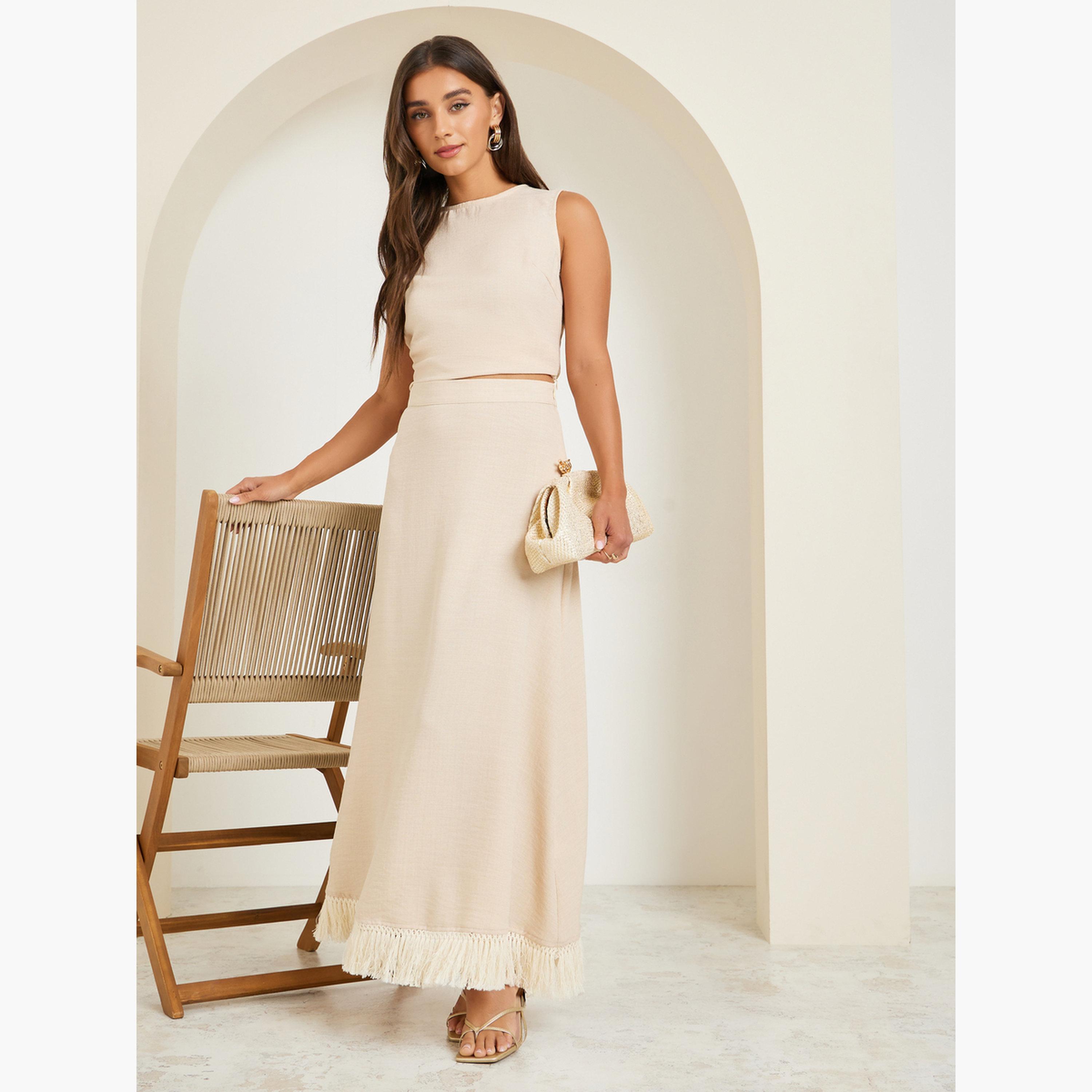 تنورة طويلة بحافة واسعة وتفاصيل شراشيب-women-clothing-bottoms-skirts-image-3