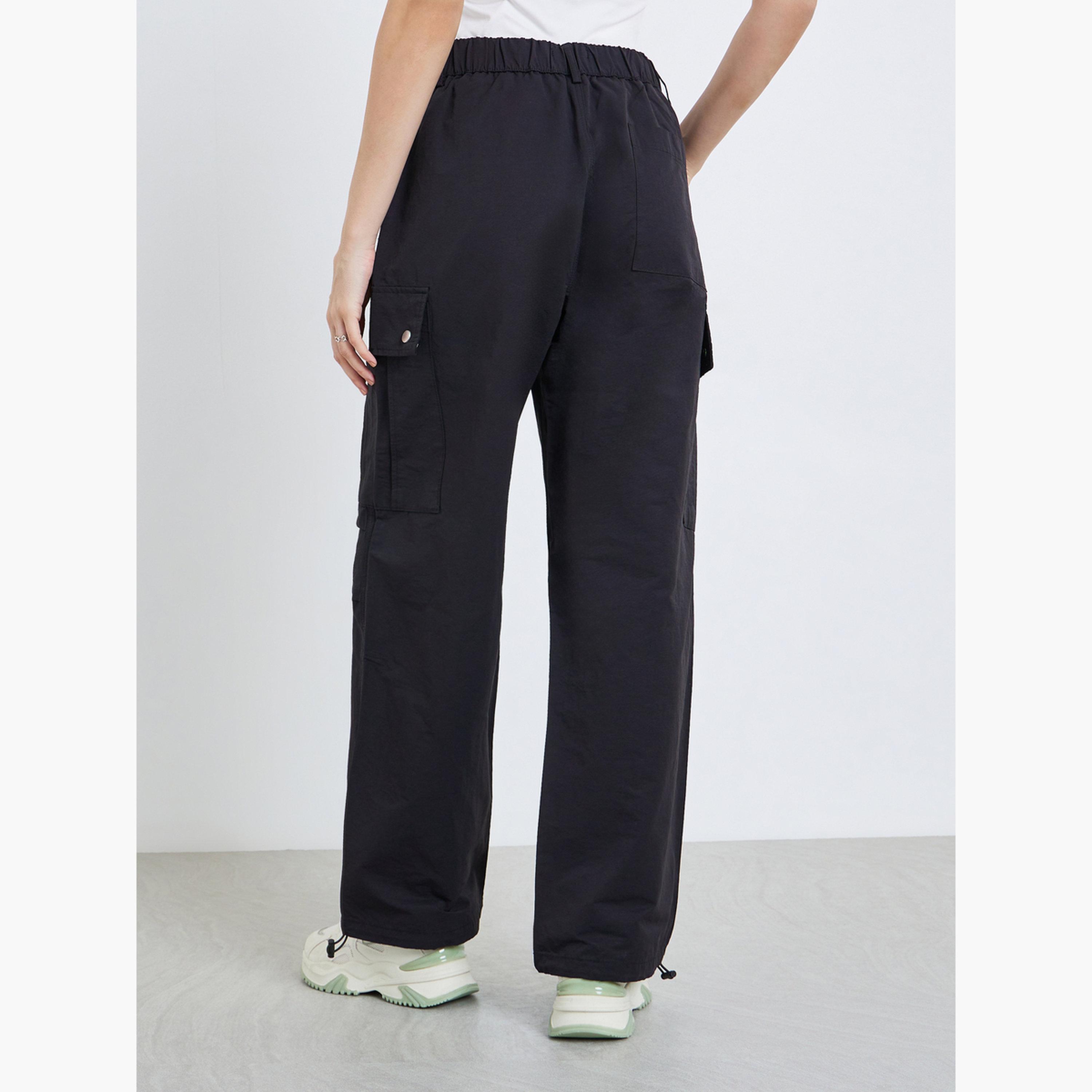 Styli Women Black Solid Wide Leg Pants-women-clothing-bottoms-joggers-image-6