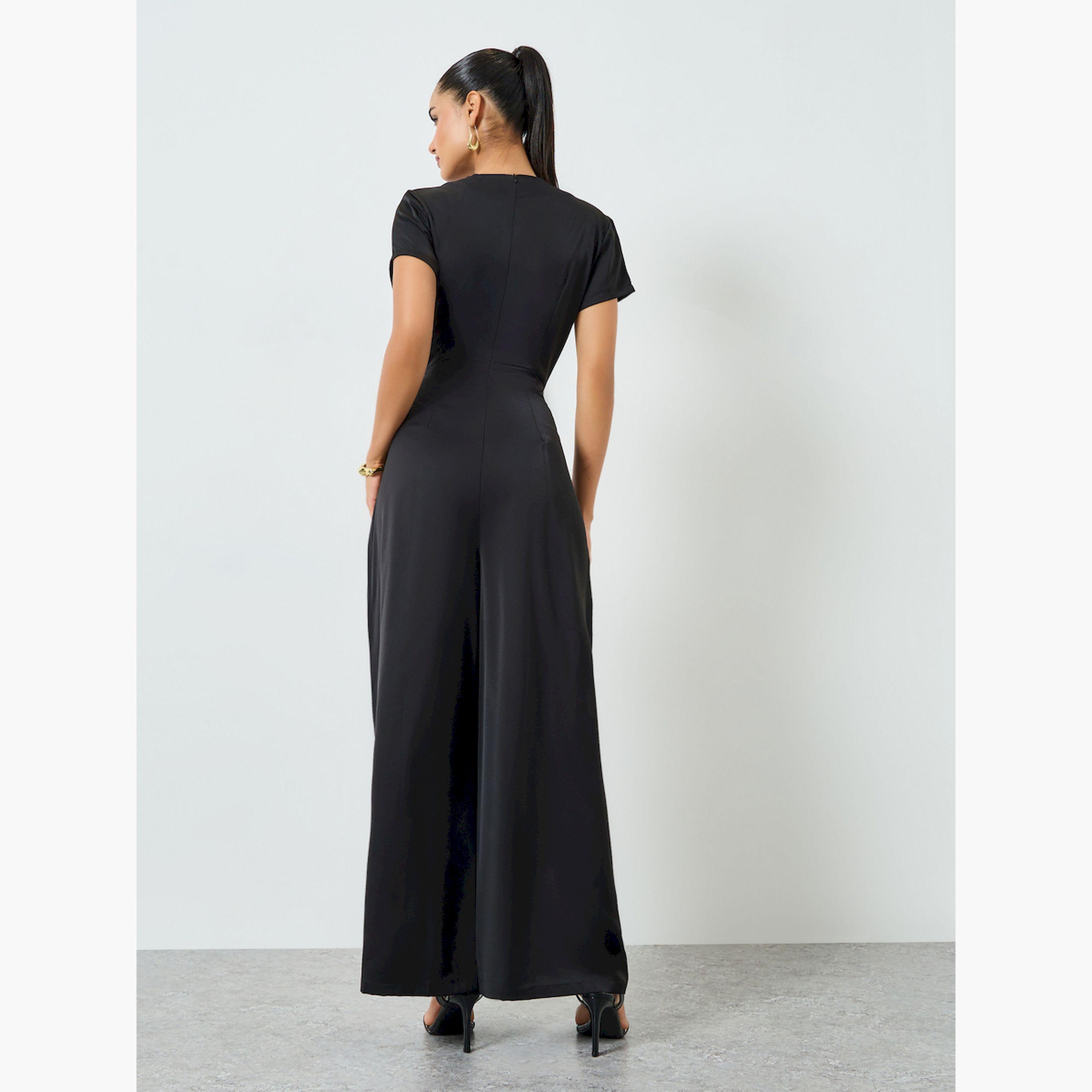 جمبسوت بأرجل واسعة ونمط لف مع أكمام قصيرة-women-clothing-jumpsuits-image-4