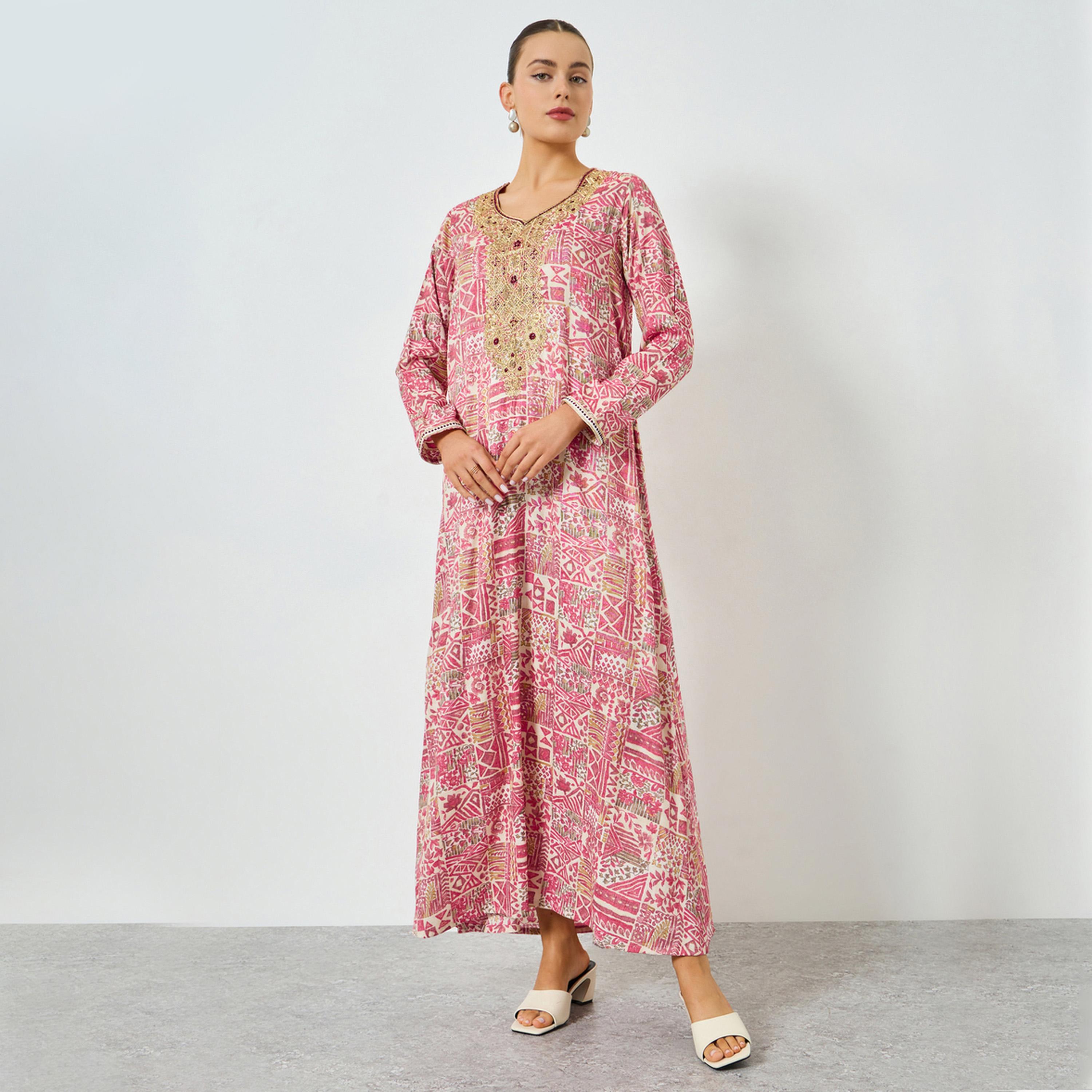 ماكسيم كرييشن - جلابية مطبوعة ومطرزة تصميم A لون وردي-women-arabicclothing-jalabiyas-image-1