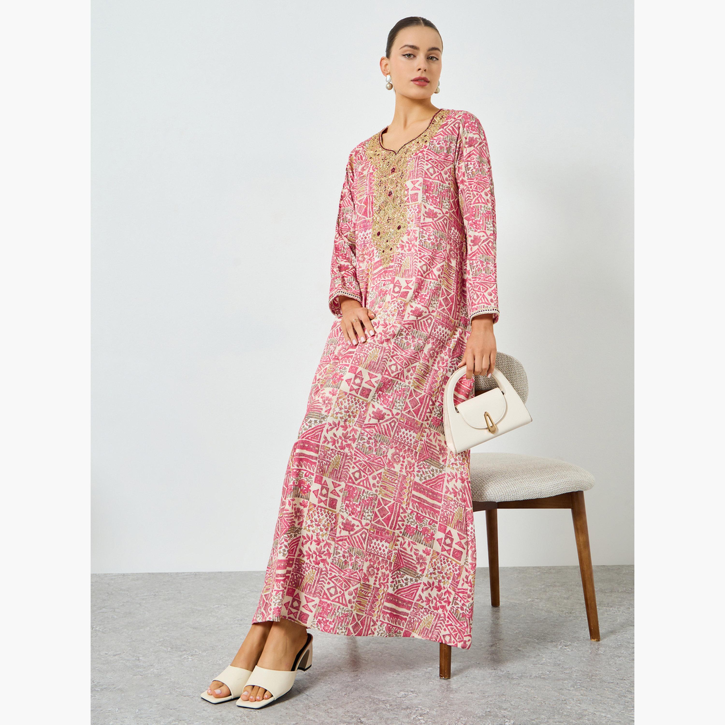 ماكسيم كرييشن - جلابية مطبوعة ومطرزة تصميم A لون وردي-women-arabicclothing-jalabiyas-image-3