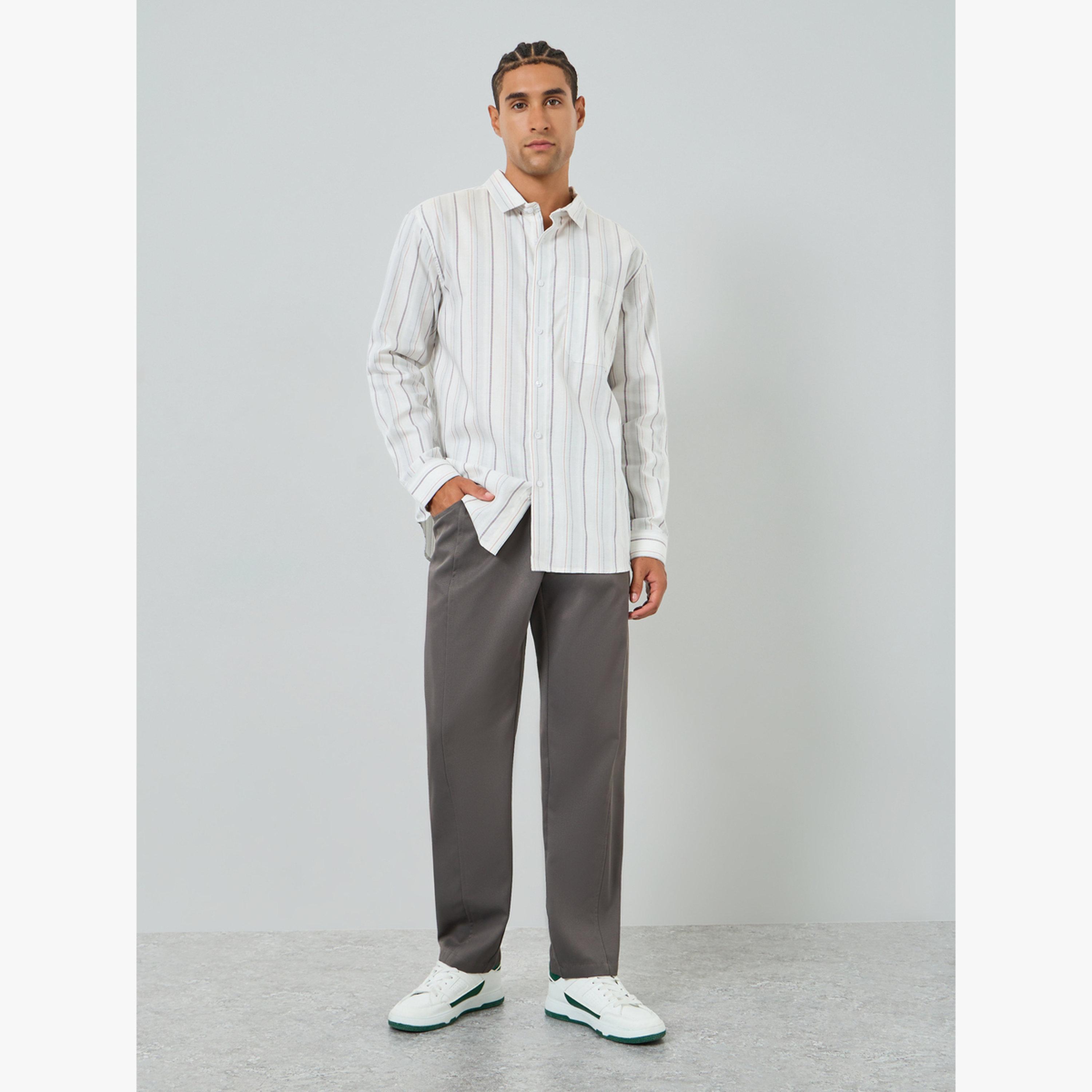 قميص قطن مخطط بقصة مريحة للرجال-men-clothing-shirts-image-2