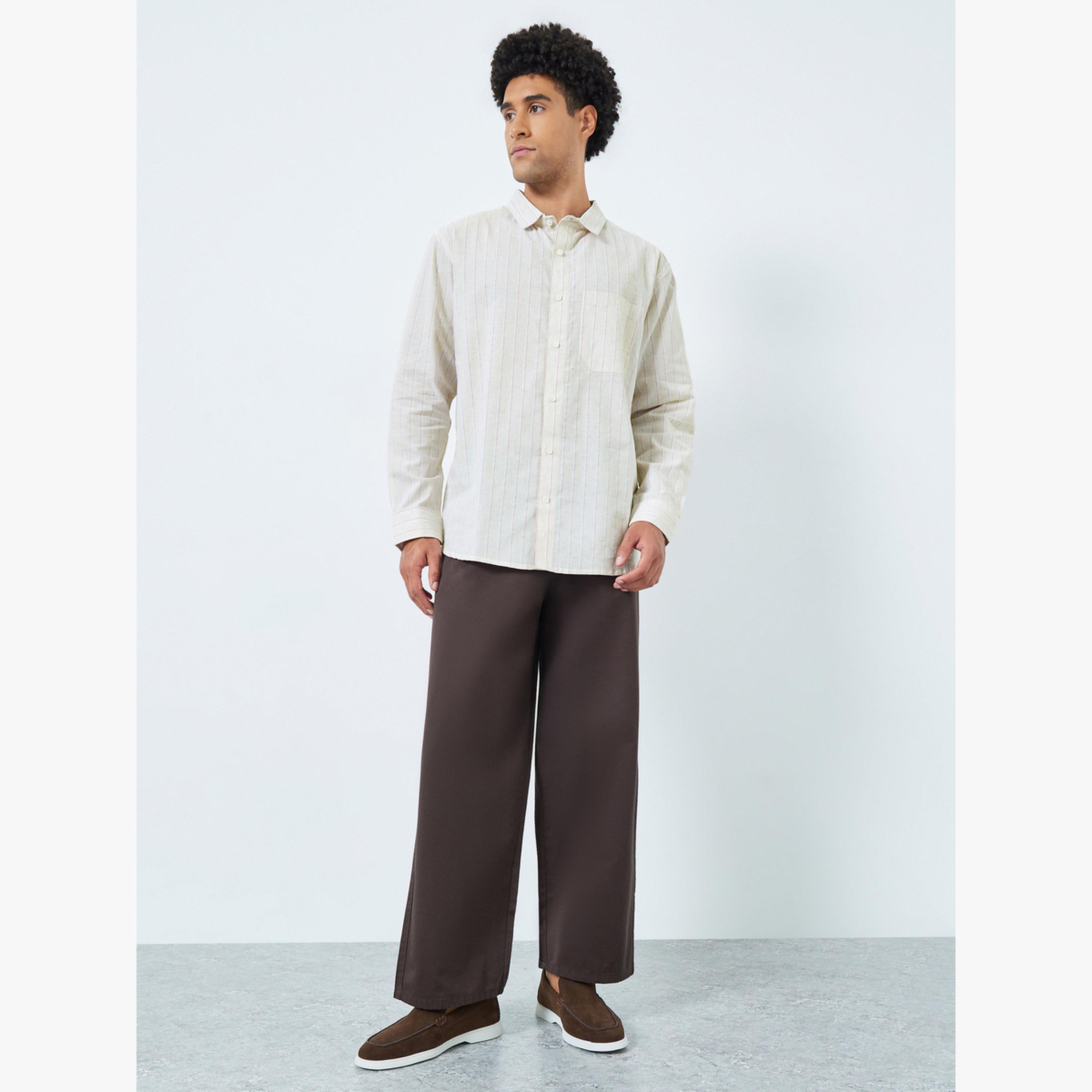 قميص قطن مخطط بقصة مريحة للرجال-men-clothing-shirts-image-2