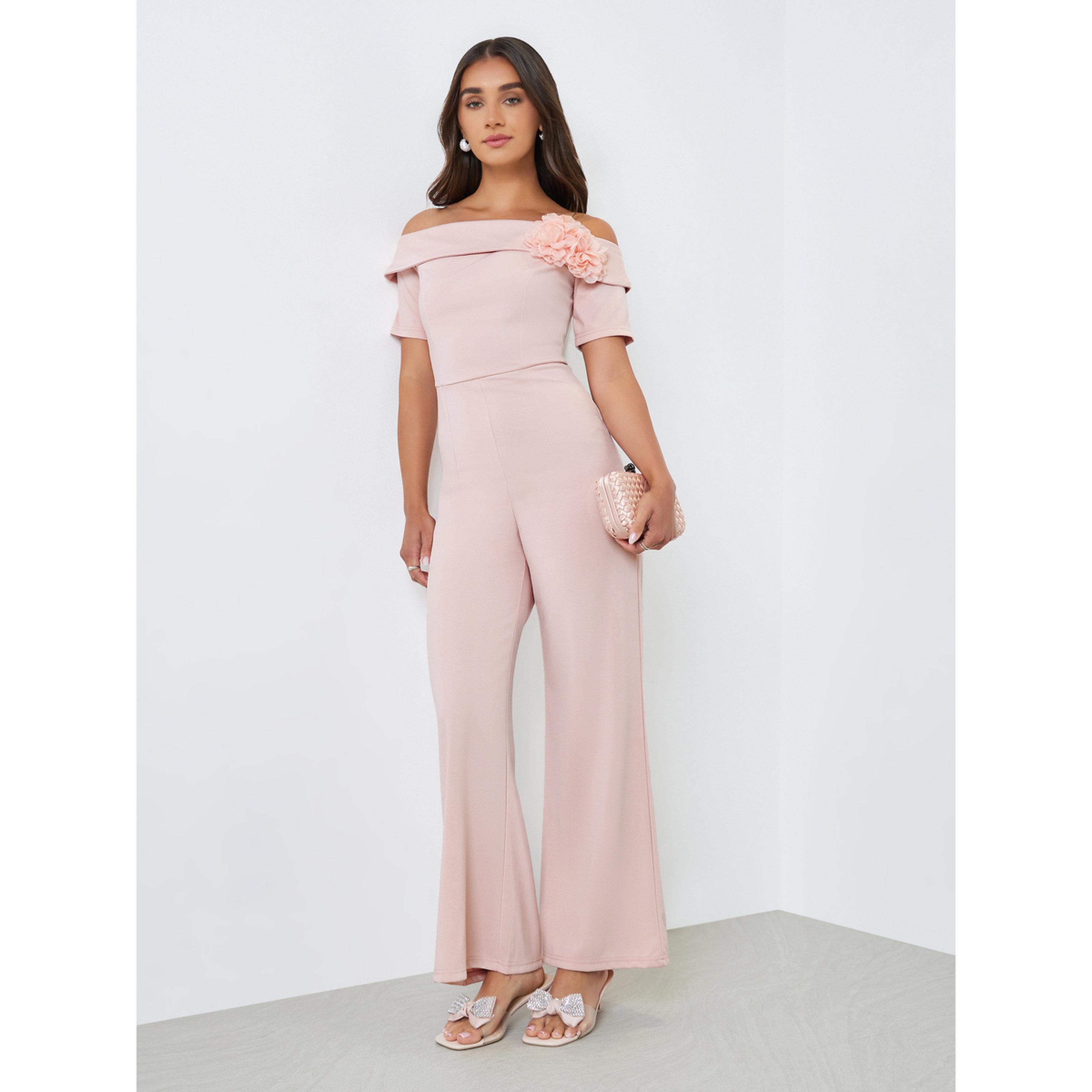 جمبسوت مكشوف الأكتاف بتفاصيل وردة-women-clothing-jumpsuits-image-1