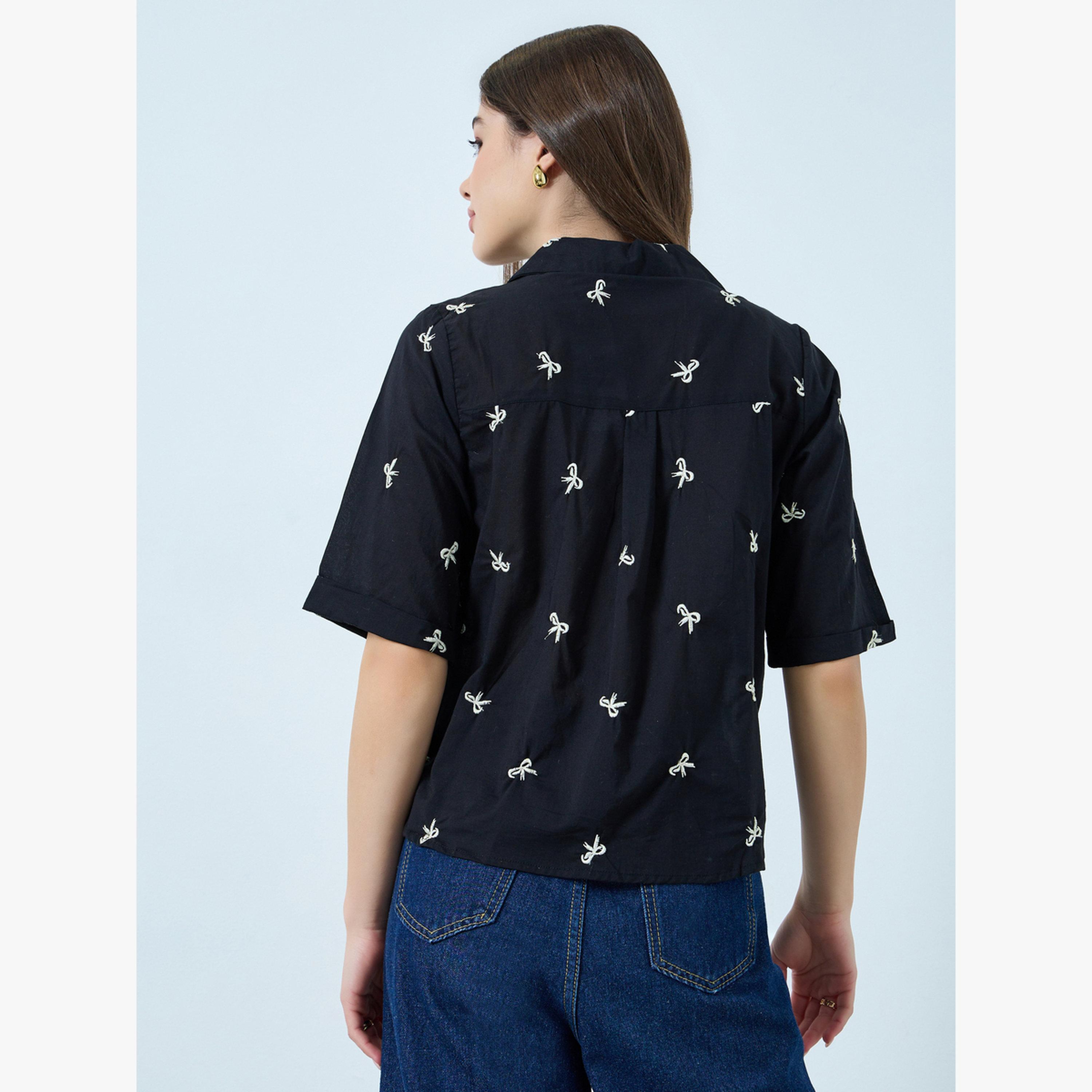 بلوزة بتفاصيل مطرزة بفيونكة-women-clothing-shirtsandblouses-shirts-image-4