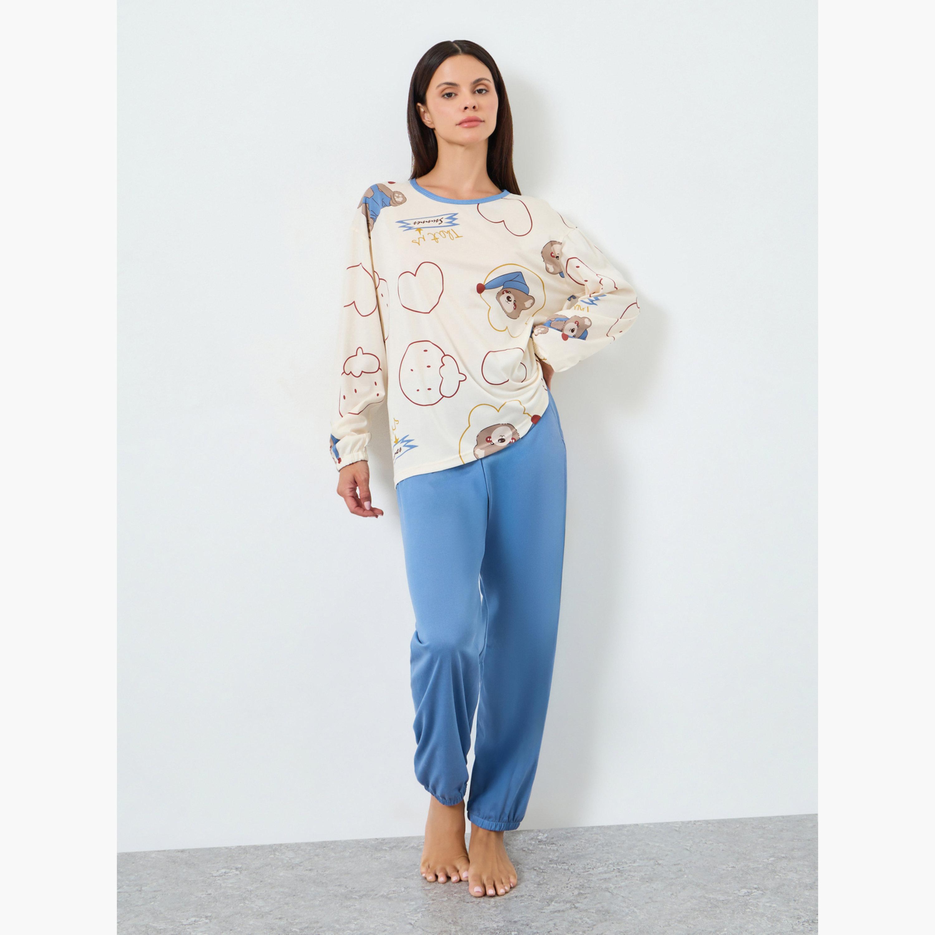 Styli Bear Print Long Sleeve T-Shirt and Pyjama Set-women-clothing-nightwear-pyjamas-longsets-image-1