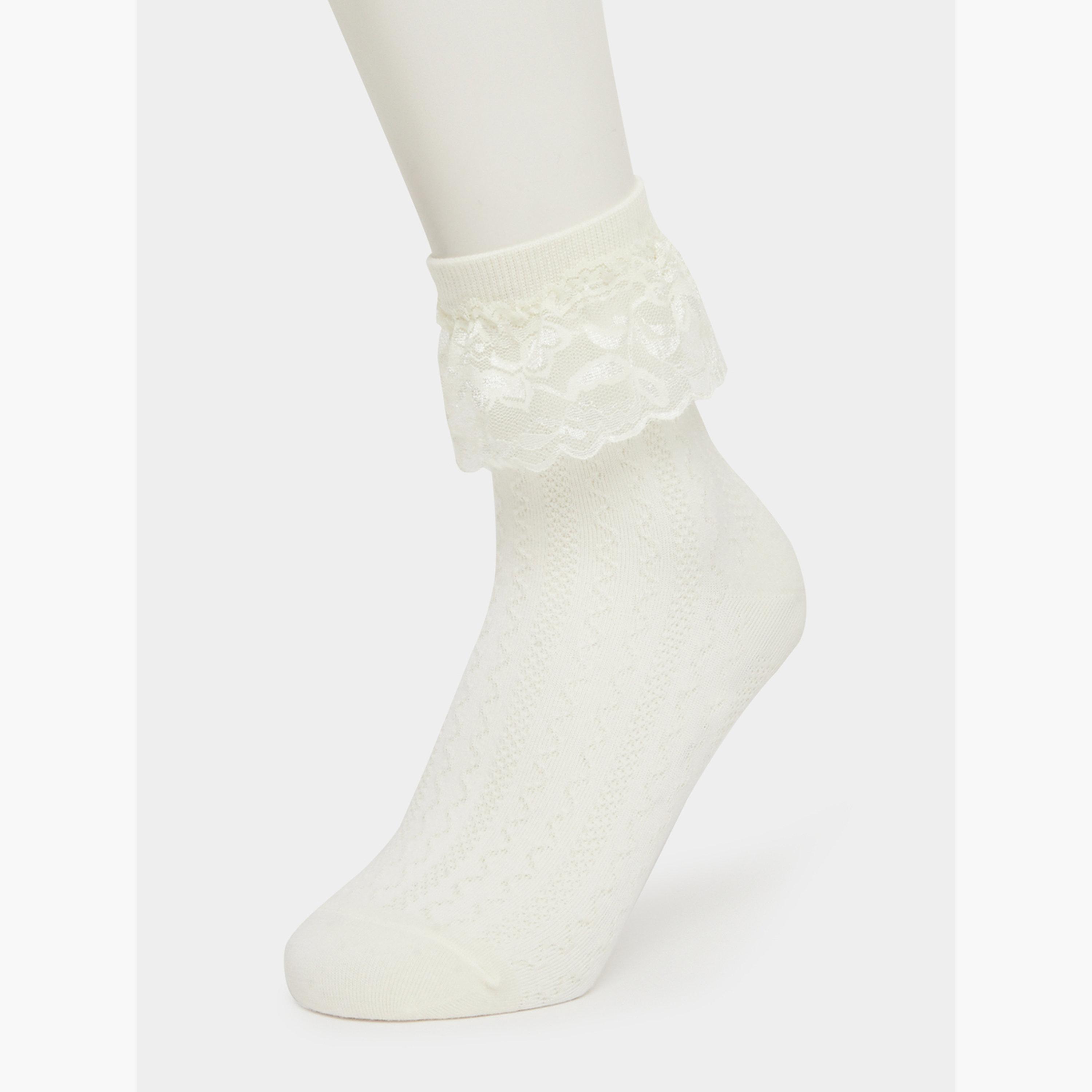 Styli Pack of 3 - Lace Trim Quarter Socks-women-socksandstockings-image-2