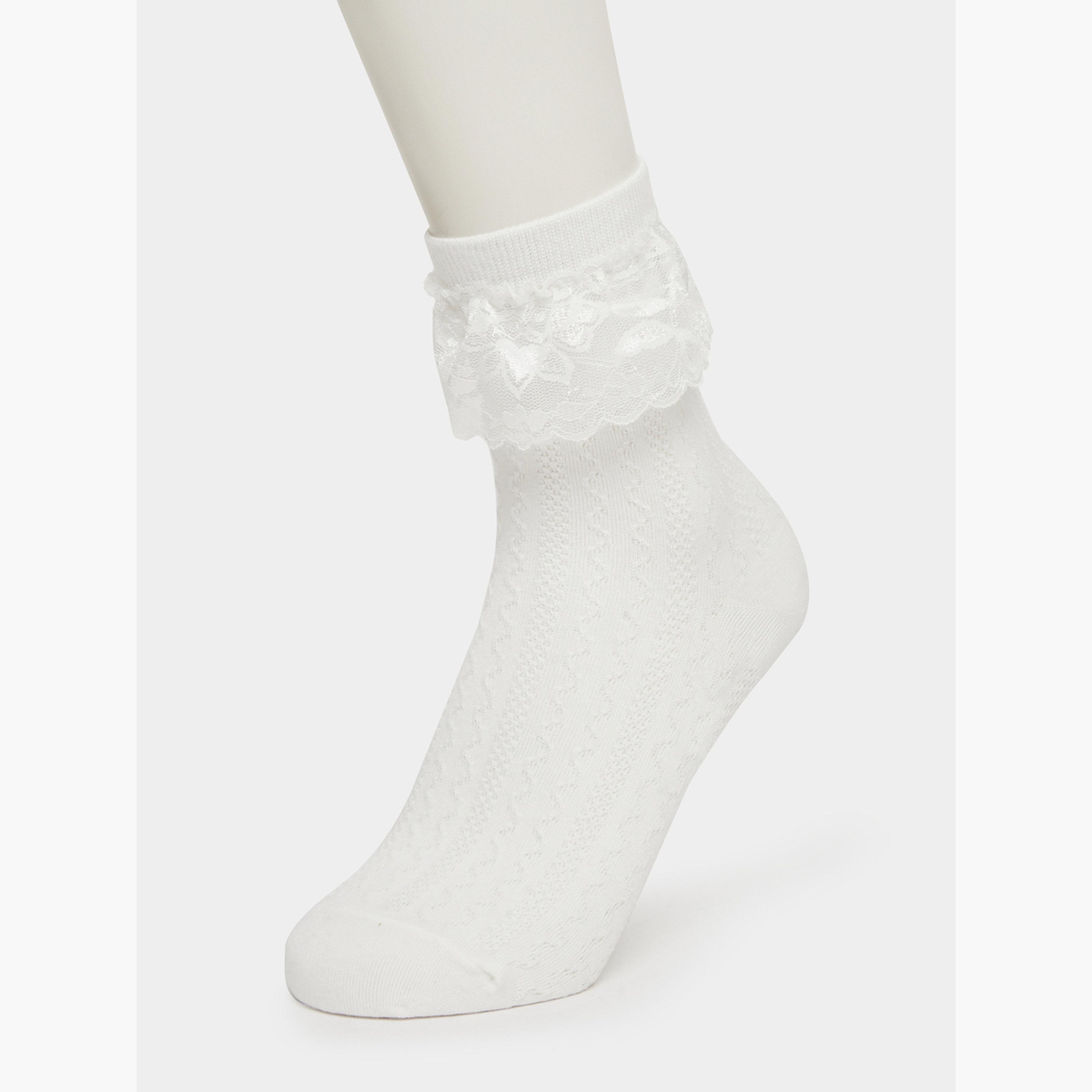 طقم 3 أزواج جوارب قصيرة بتفاصيل دانتيل-women-socksandstockings-image-4