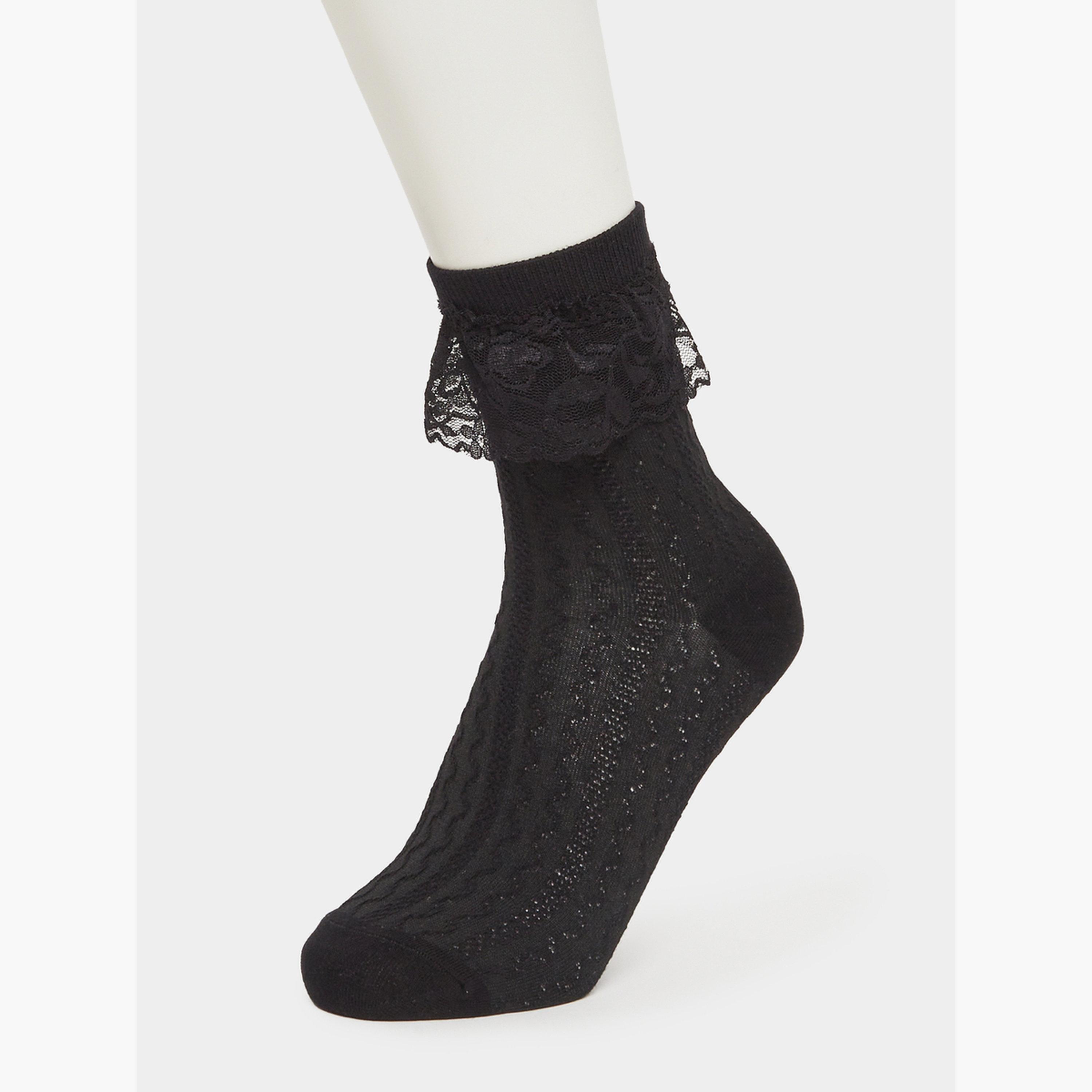 طقم 3 أزواج جوارب قصيرة بتفاصيل دانتيل-women-socksandstockings-image-6