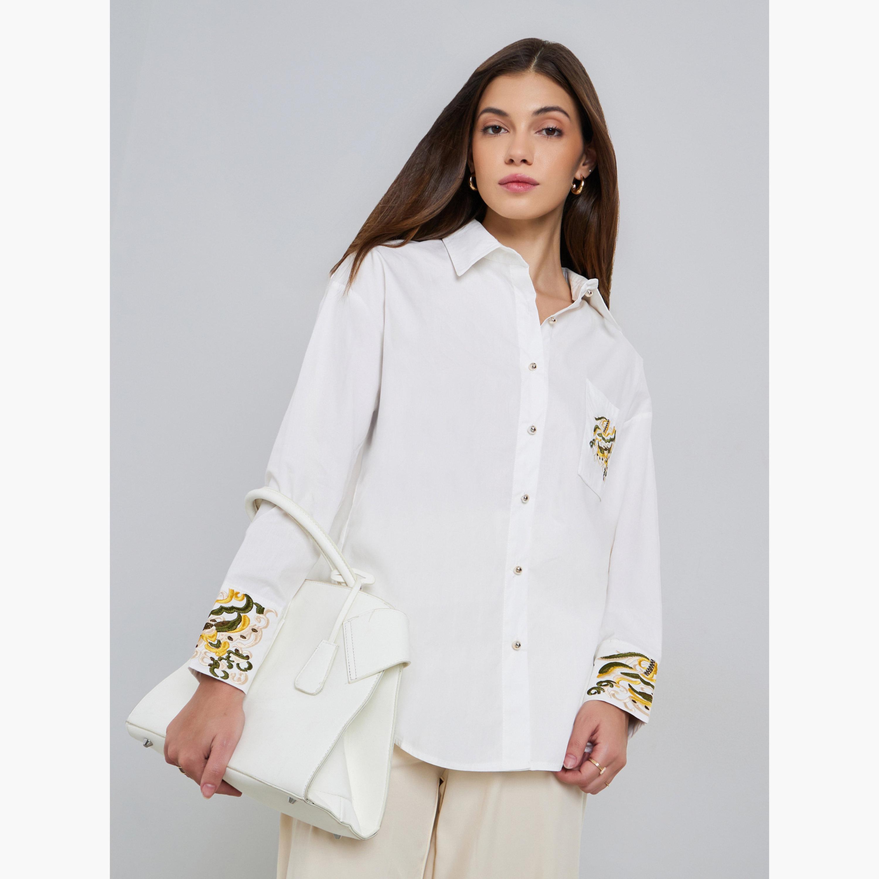 بلوزة واسعة بتفاصيل مُطرّزة مع أكمام بأساور-women-clothing-shirtsandblouses-shirts-image-1