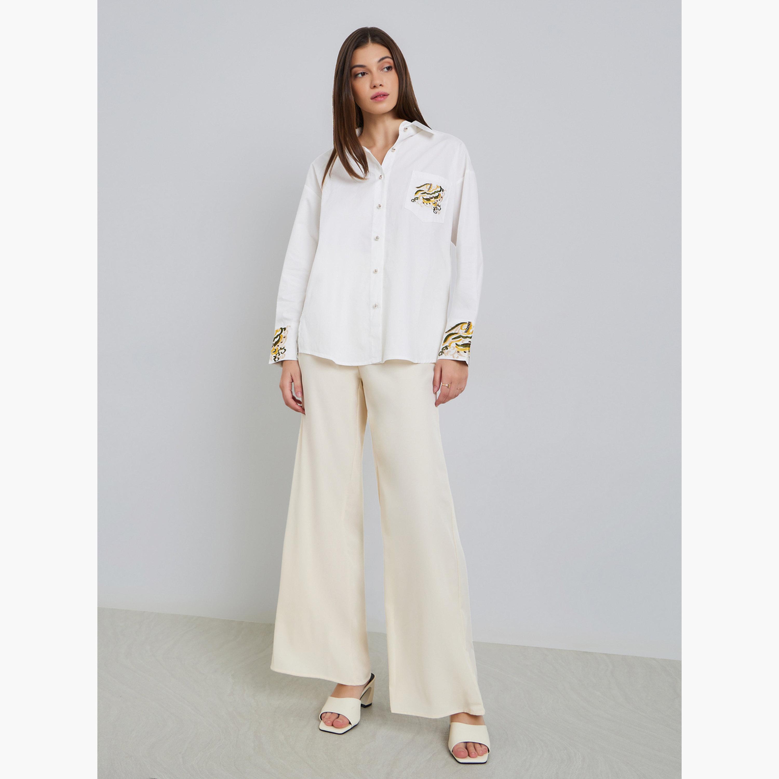 بلوزة واسعة بتفاصيل مُطرّزة مع أكمام بأساور-women-clothing-shirtsandblouses-shirts-image-2