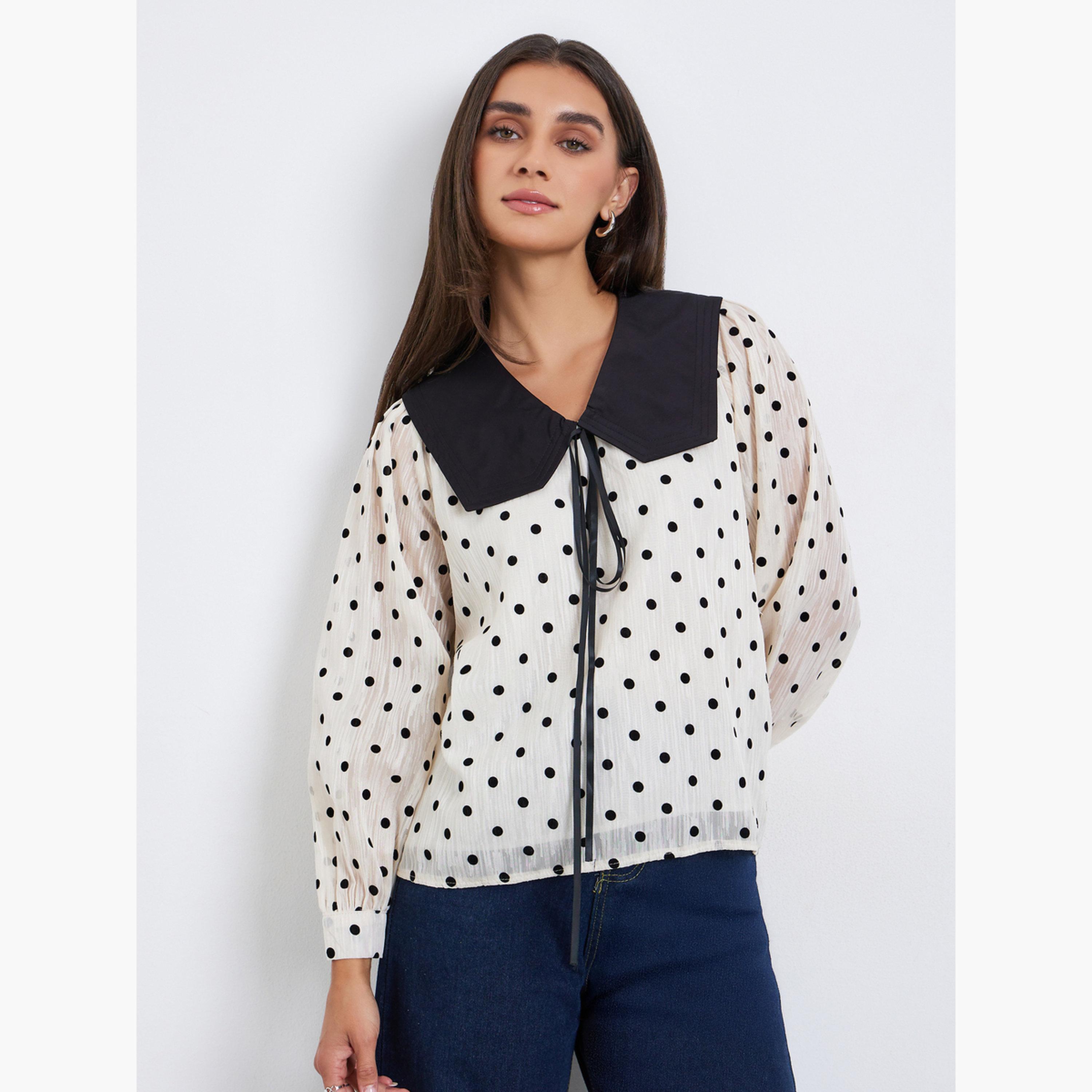 بلوزة بيج مُنقّطة بياقة مُتباينة-women-clothing-shirtsandblouses-blouses-image-1
