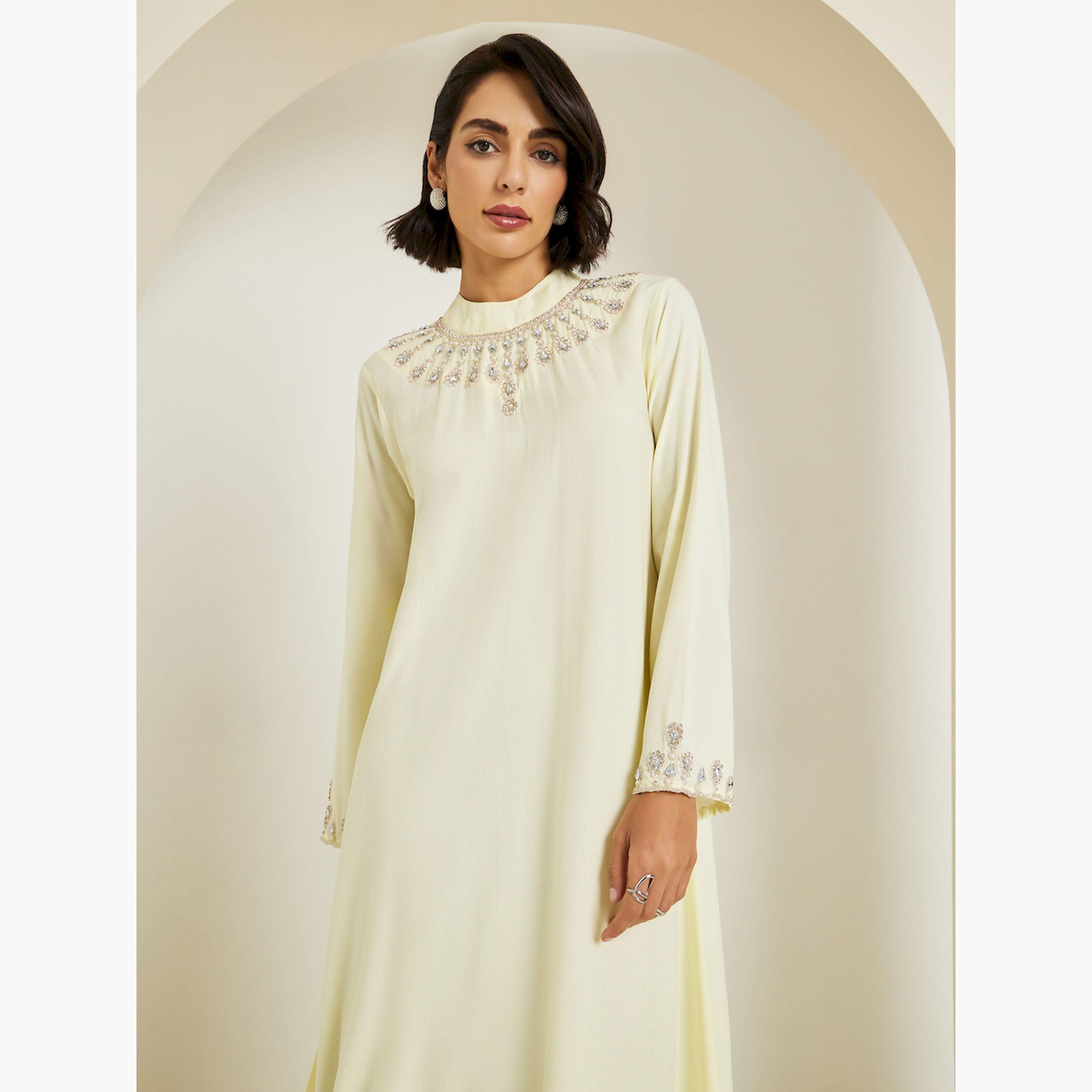 جلابية بتصميم مريح مزينة لون كريمية-women-arabicclothing-jalabiyas-image-2