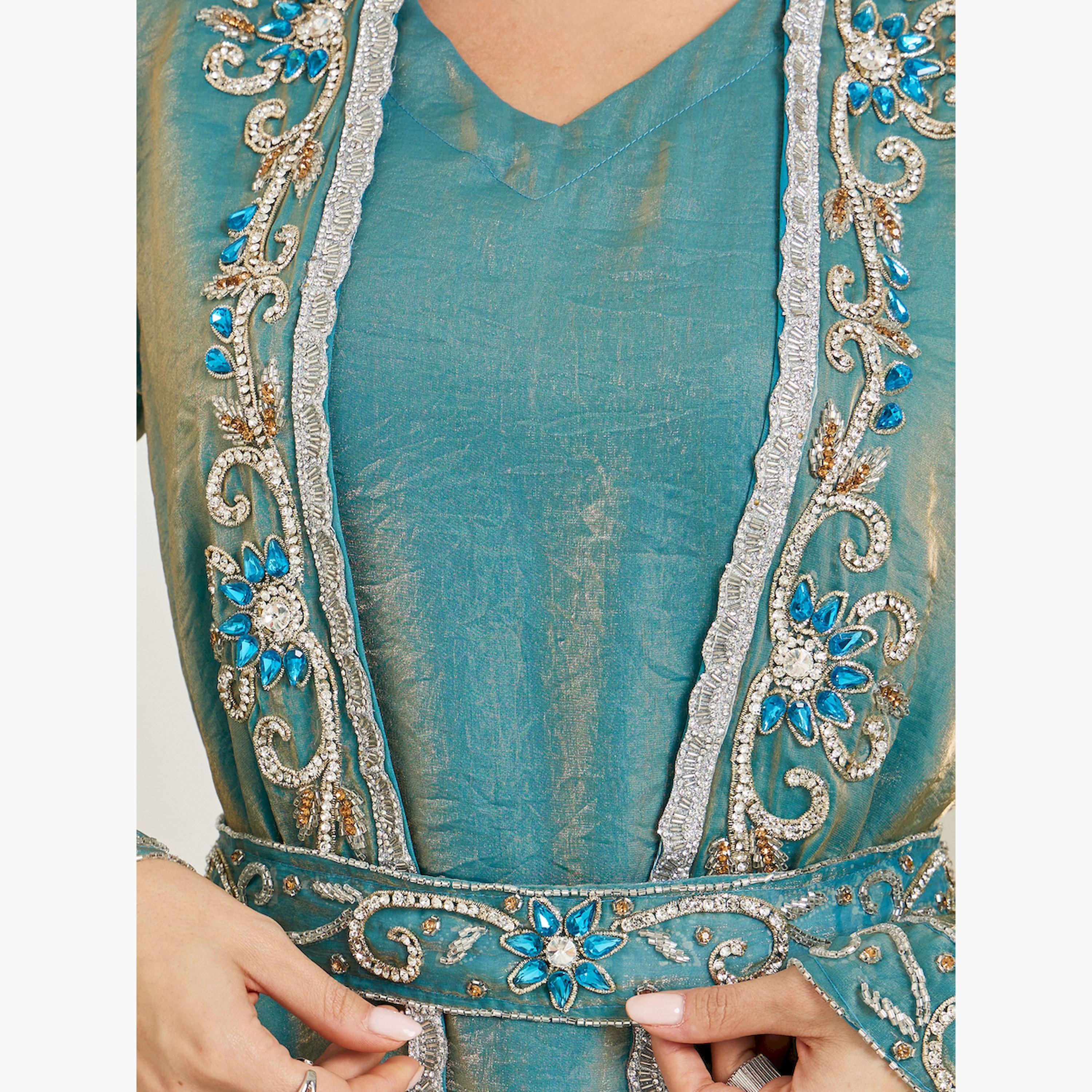 طقم محتشم من كيمونو مزين وفستان طويل-women-arabicclothing-sets-image-6