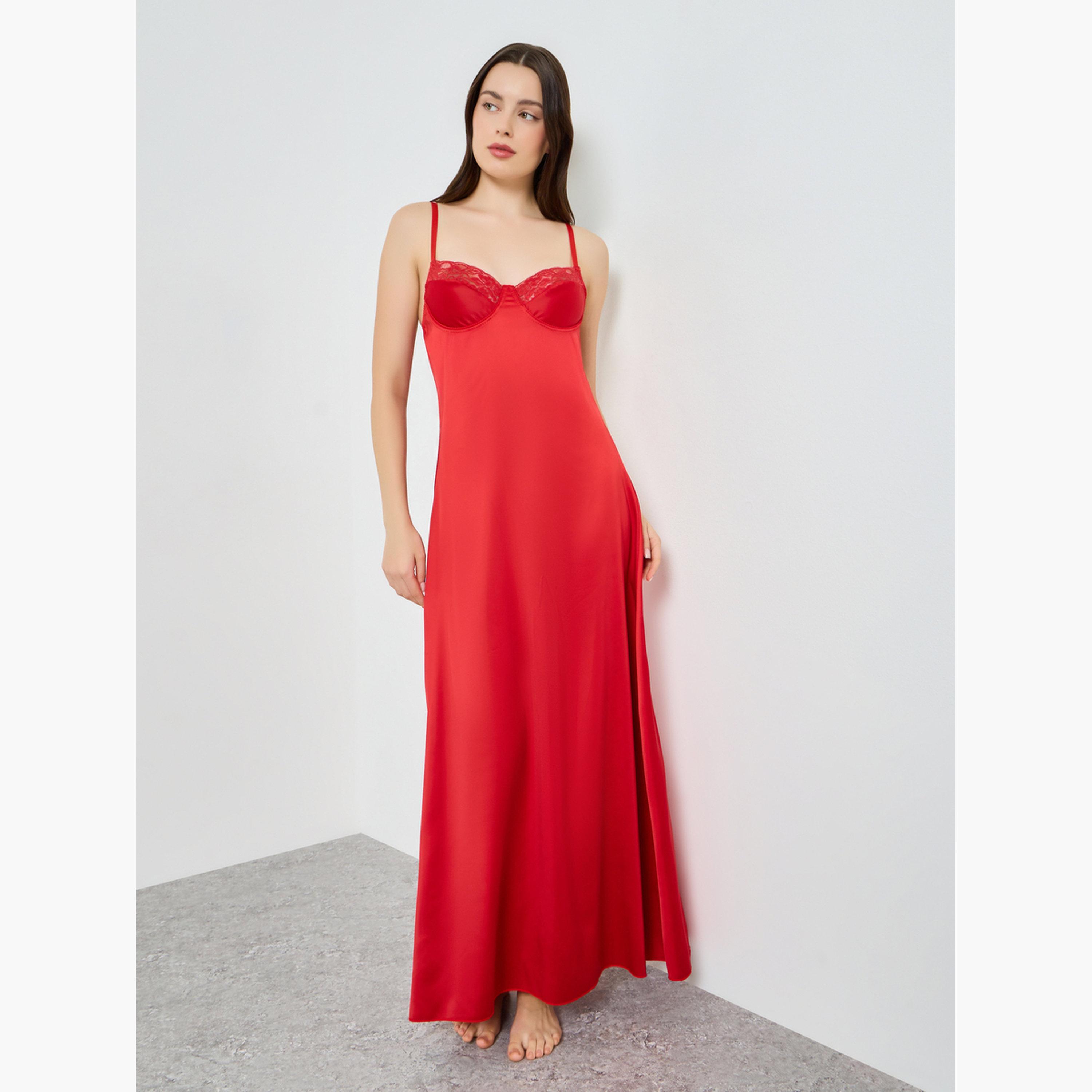 قميص نوم ساتان أحمر بتفاصيل دانتيل-women-clothing-lingerie-babydollsandbodysuits-image-1