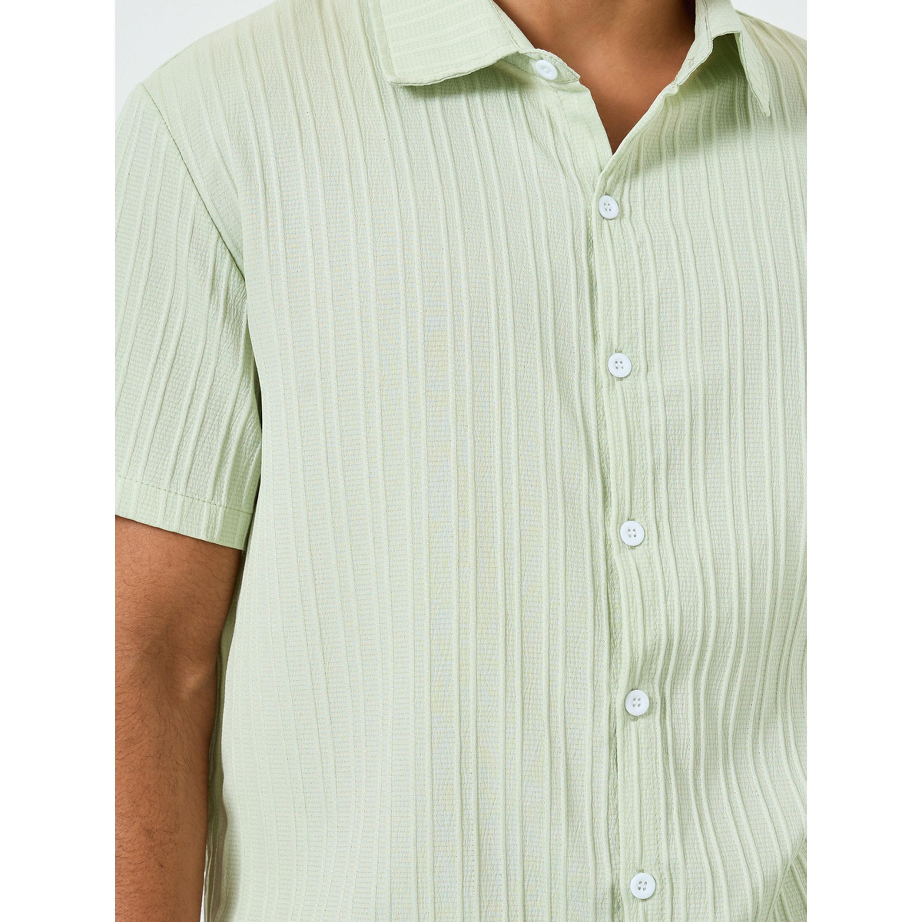 قميص رجالي أخضر قصير الأكمام من Take two-men-clothing-shirts-image-4