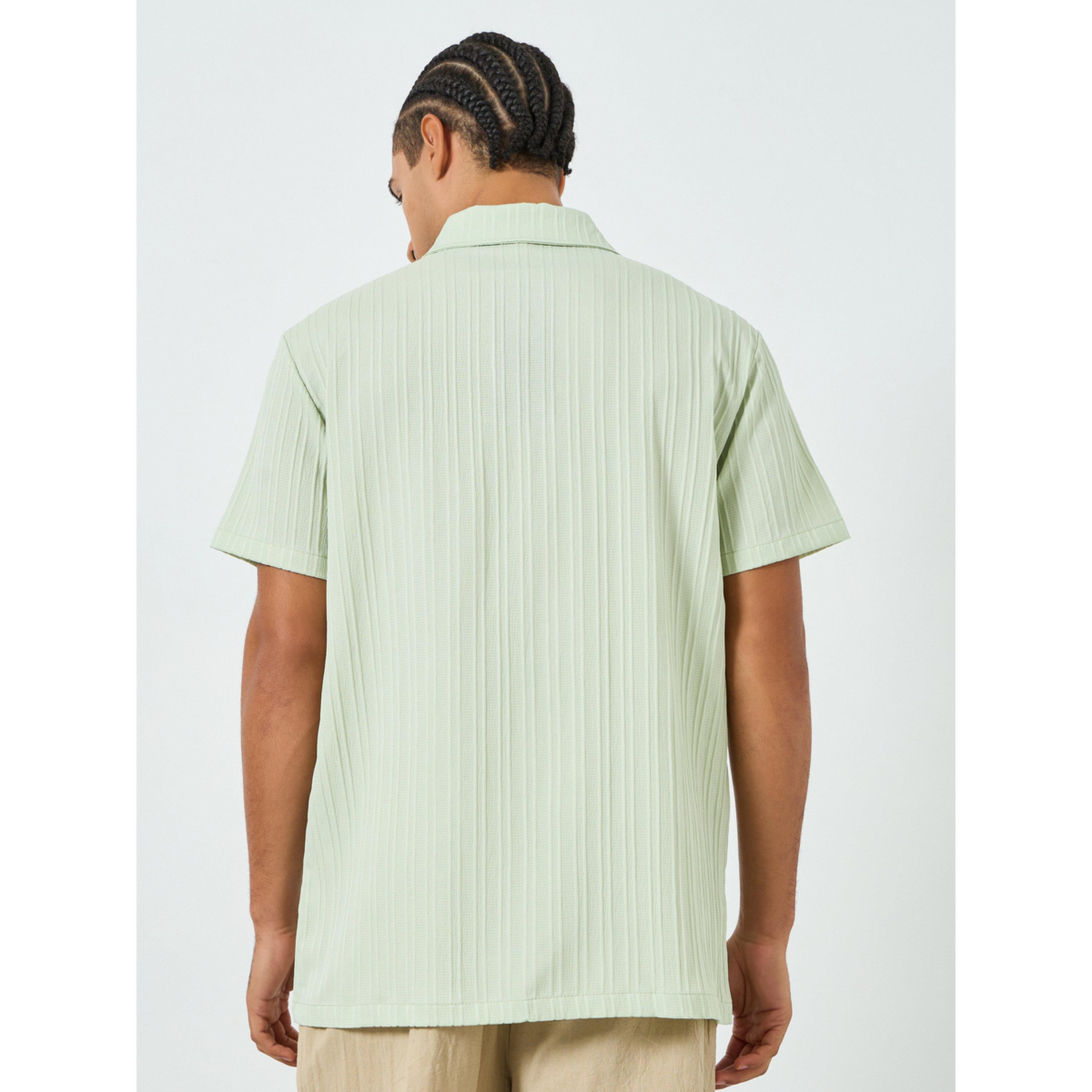 قميص رجالي أخضر قصير الأكمام من Take two-men-clothing-shirts-image-5