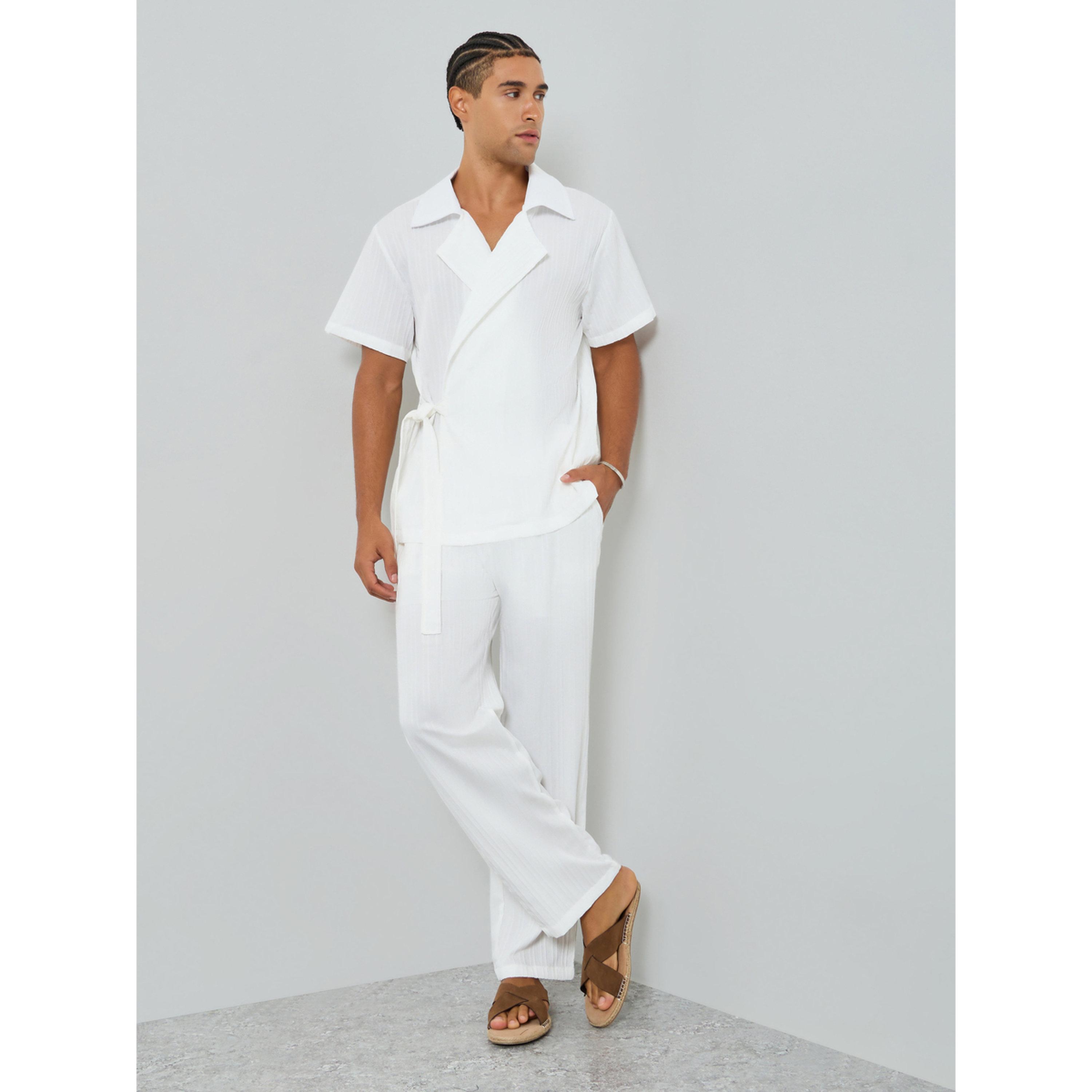مجموعة من بنطال وقميص بنمط لف وتفاصيل بارزة الملمس-men-clothing-coordsets-image-1