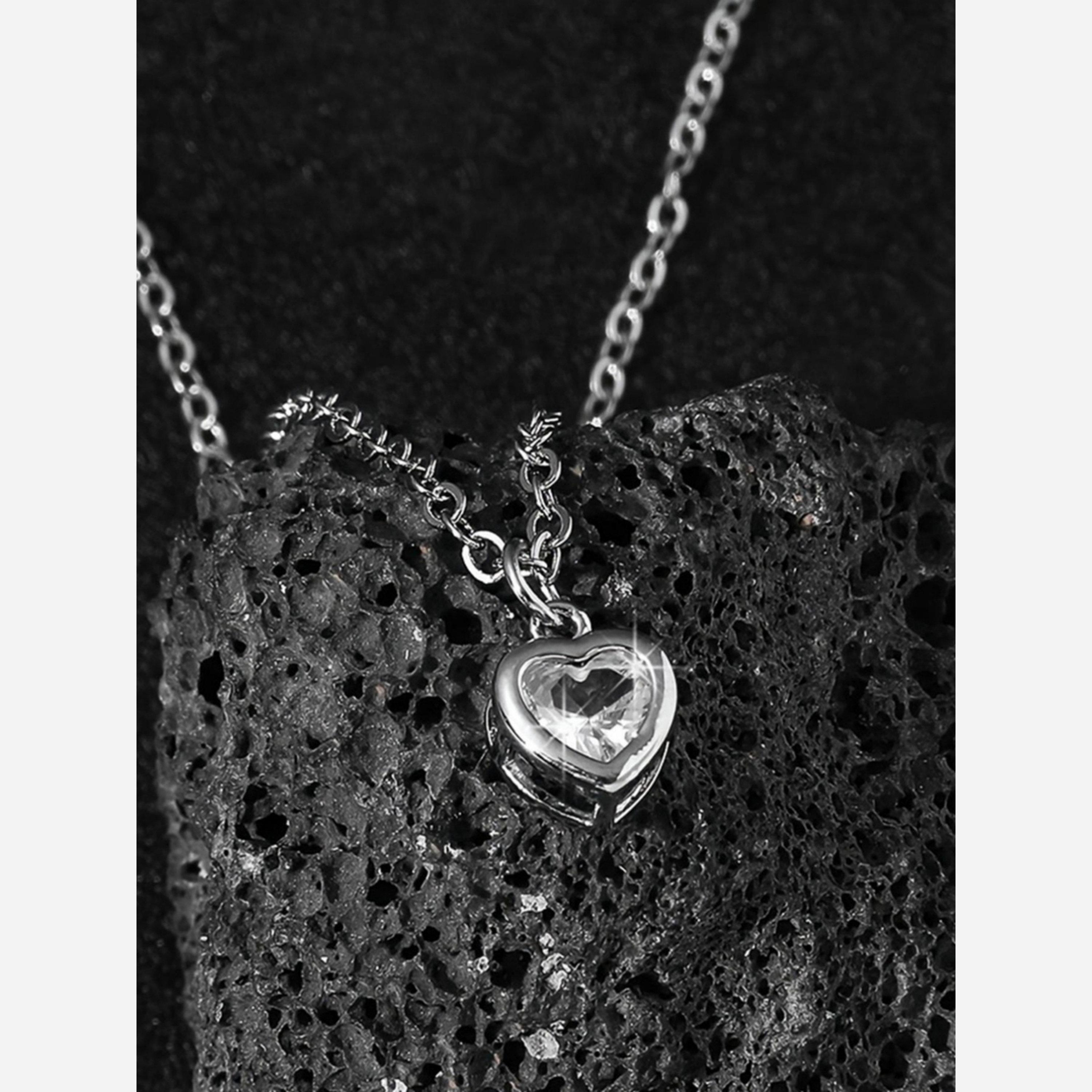 تيك تو - قلادة فضية على شكل قلب-women-watchesandjewellery-jewellery-necklacesandpendants-image-6