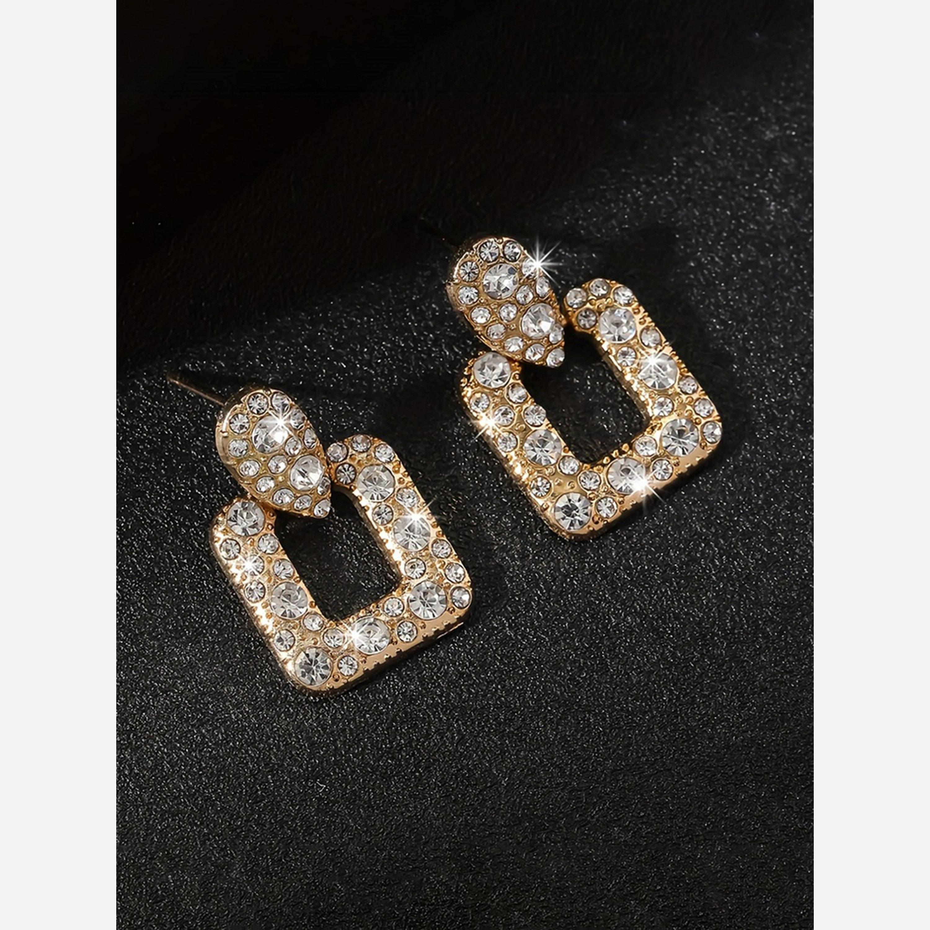 تيك تو - أقراط مربعة متدلية مطلية بالذهب-women-watchesandjewellery-jewellery-earrings-image-4