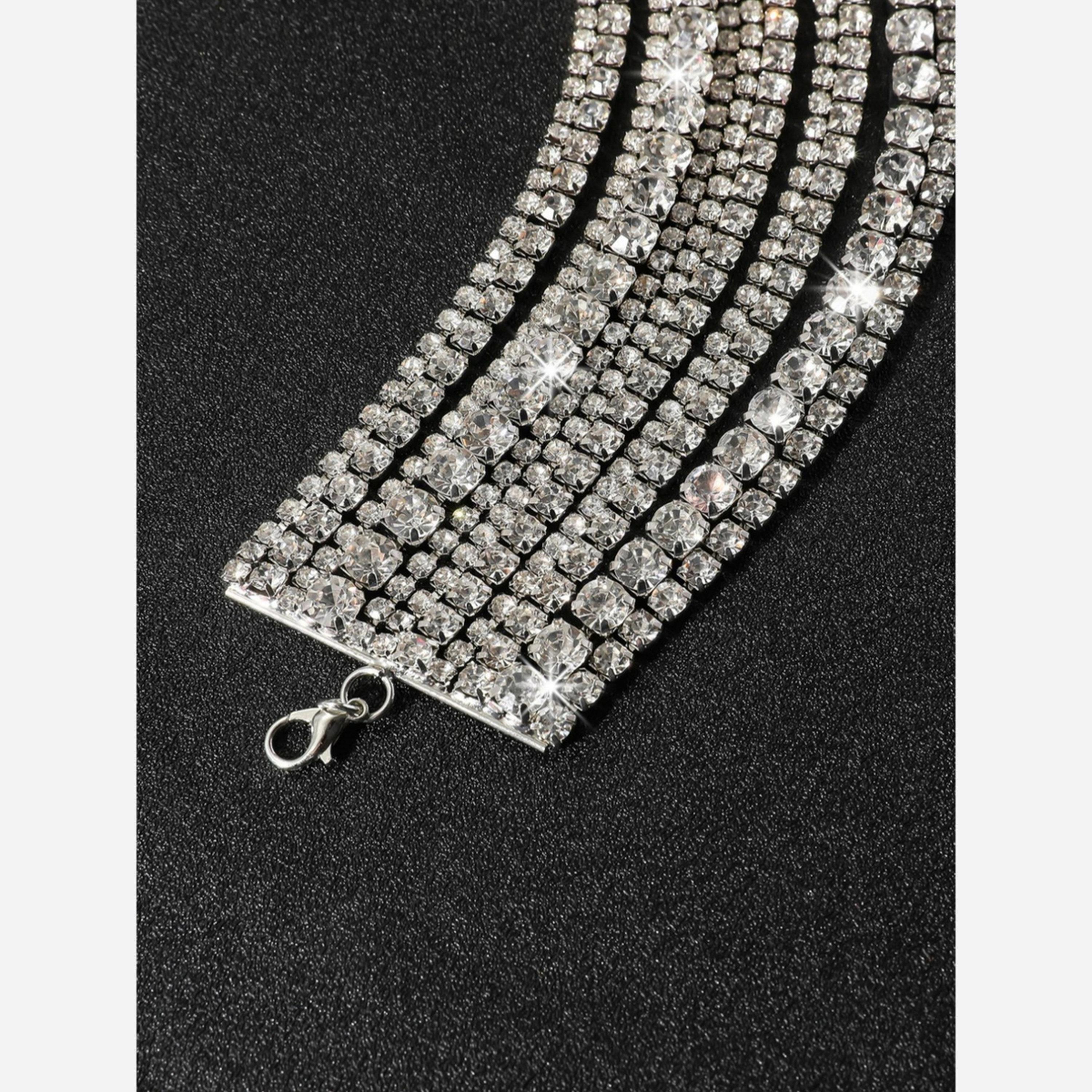 تيك تو - قلادة تشوكر فضية متعددة الطبقات مزينة بالكريستال-women-watchesandjewellery-jewellery-necklacesandpendants-image-5