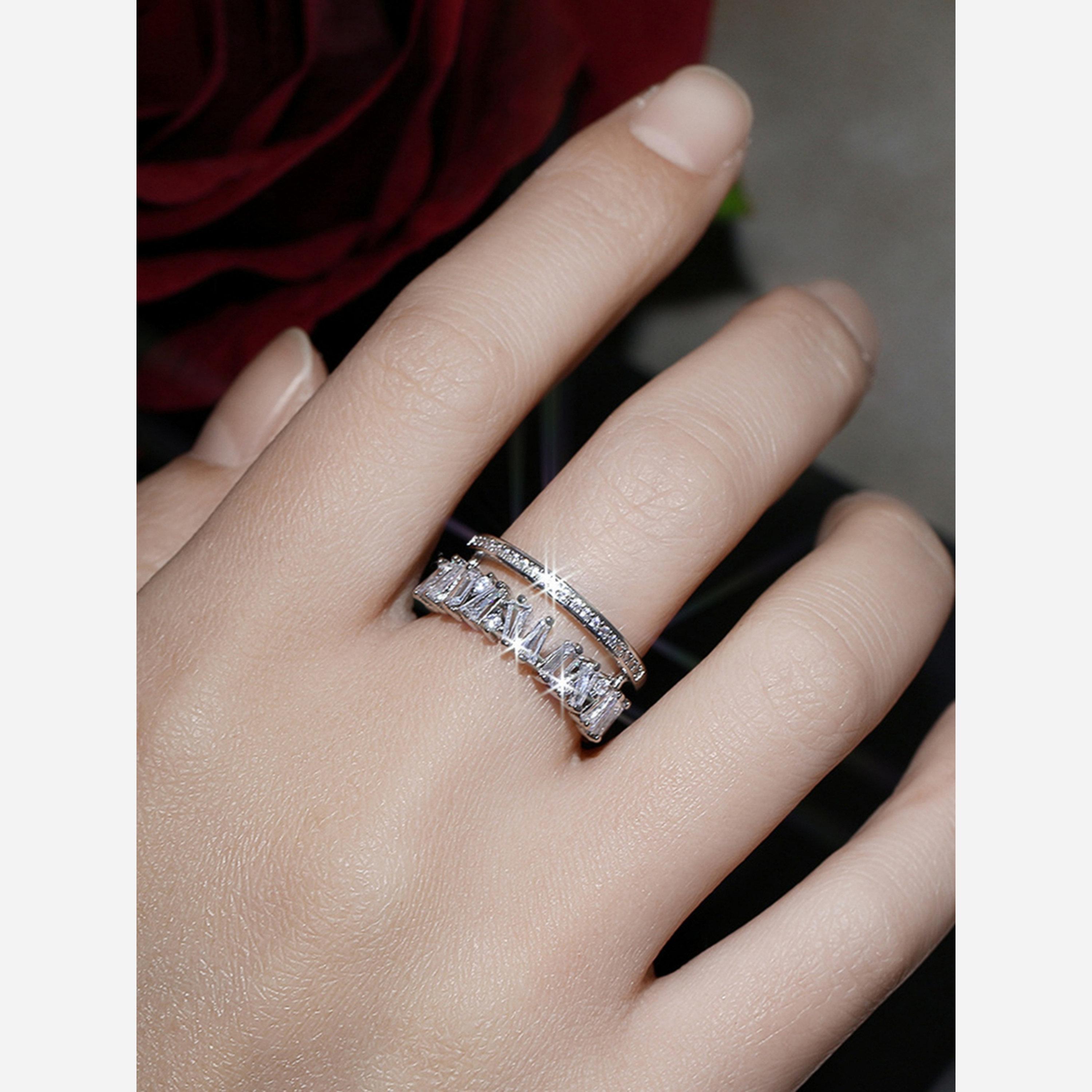 تيك تو - خاتم فضي مفتوح تصميم دائرتين متداخلتين مزخرفة-women-watchesandjewellery-jewellery-rings-image-2