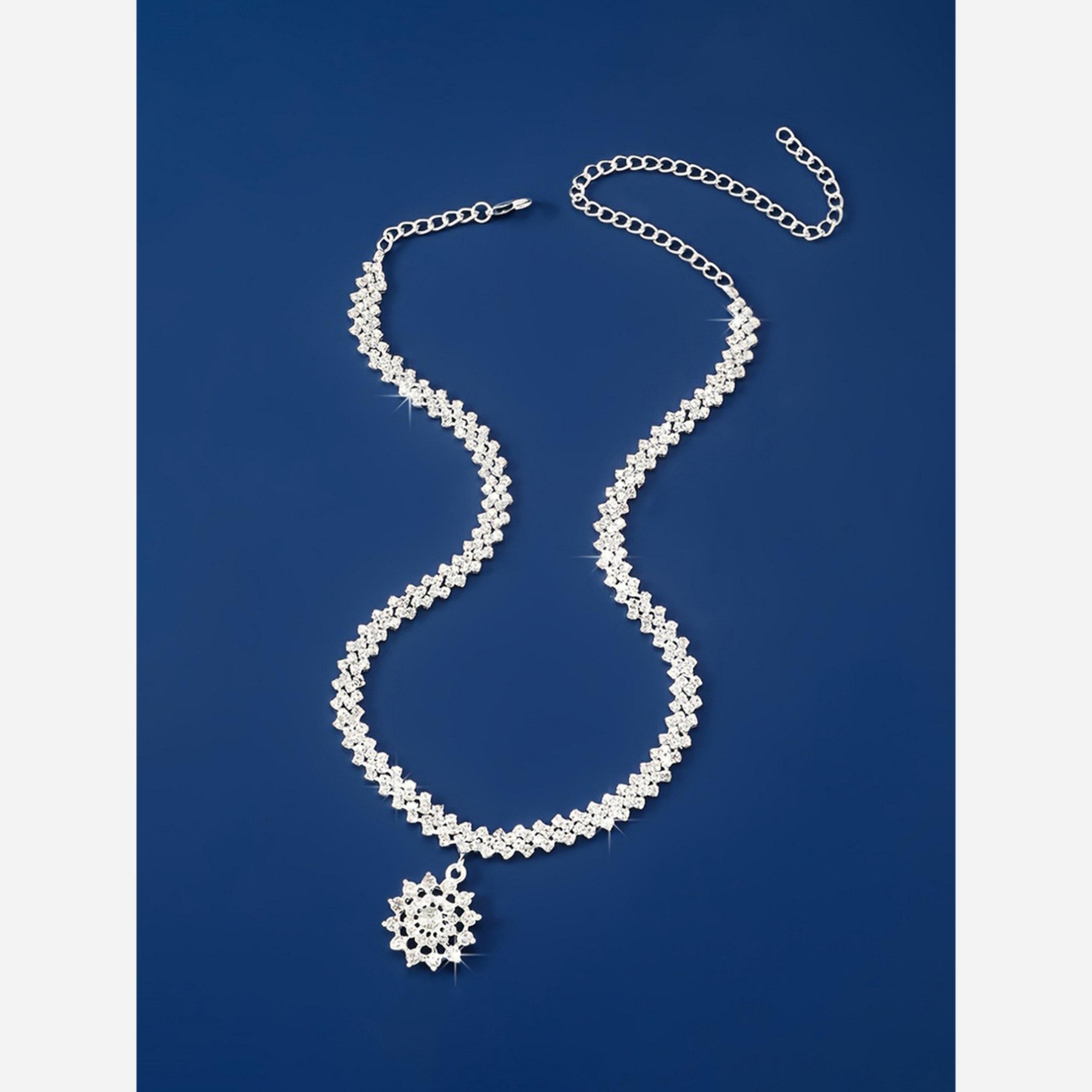 تيك تو - قلادة فضية مزينة بحلية على شكل زهرة ثلجية مرصعة بالكريستال-women-watchesandjewellery-jewellery-necklacesandpendants-image-4