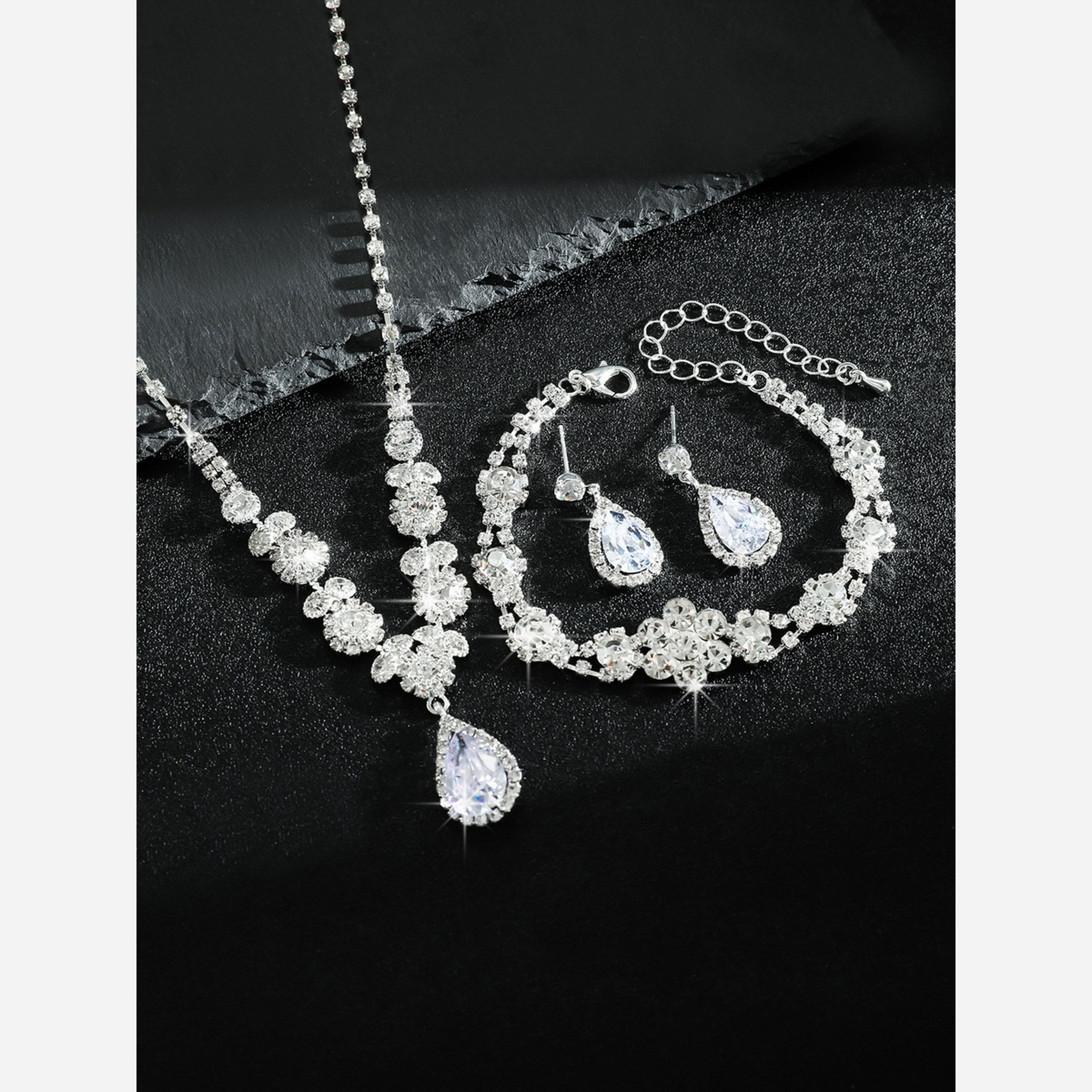 تيك تو - طقم عقد وأقراط وسوار من الكريستال الفضي-women-watchesandjewellery-jewellery-jewellerysets-image-5