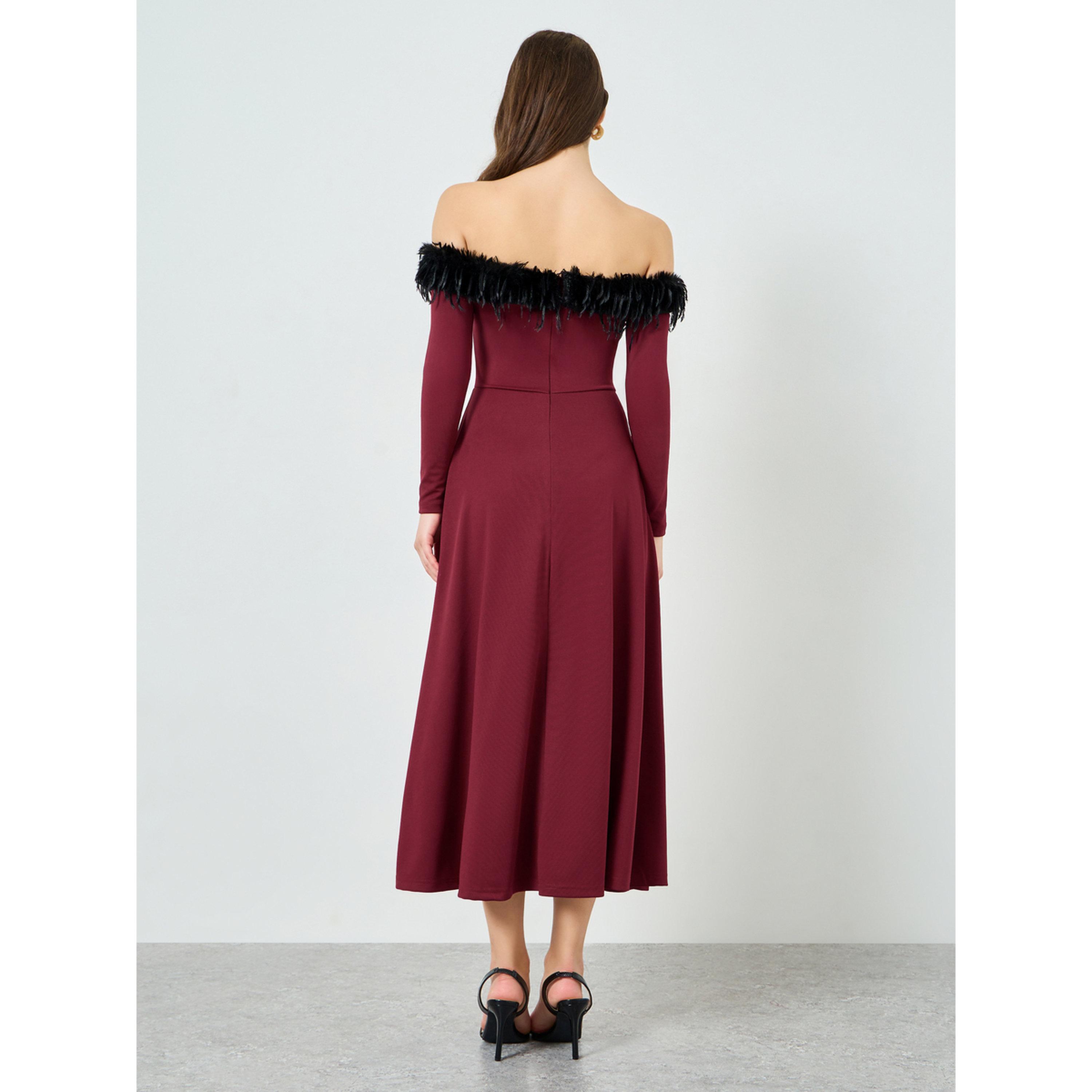 فستان سهرة طويل بأكتاف مكشوفة مع فرو صناعي-women-clothing-dresses-image-4