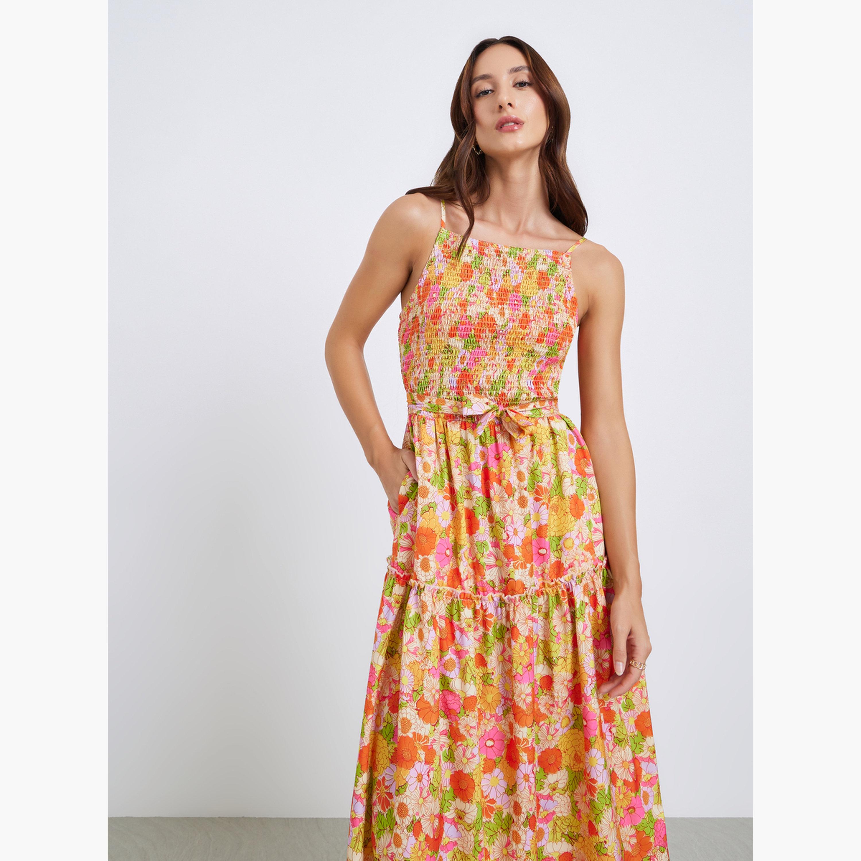 فستان طويل بحمالات وطبعة زهور وتفاصيل سموكينج-women-clothing-dresses-image-3