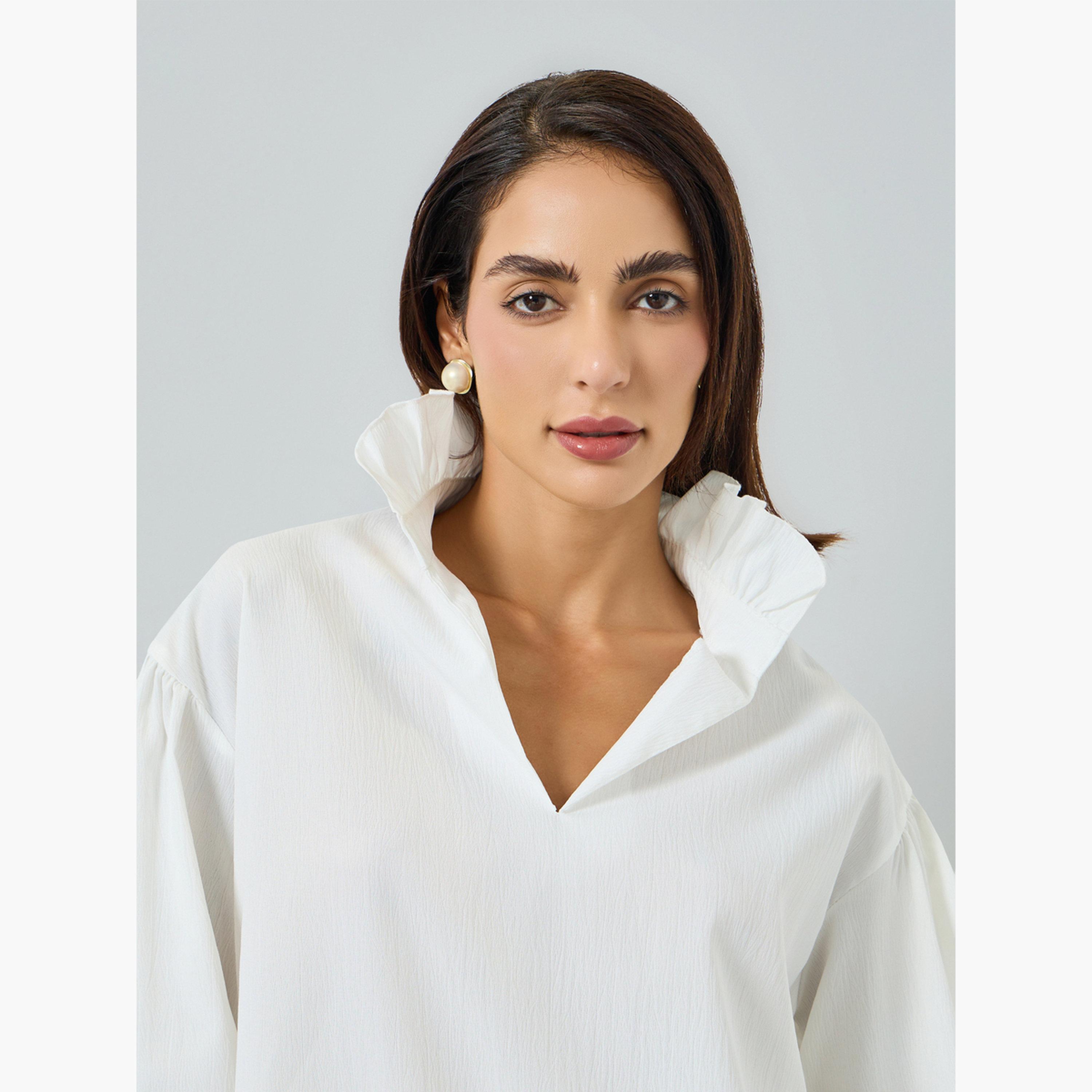 بلوزةة بيضاء طويلة بتفاصيل كشكش-women-clothing-shirtsandblouses-blouses-image-3