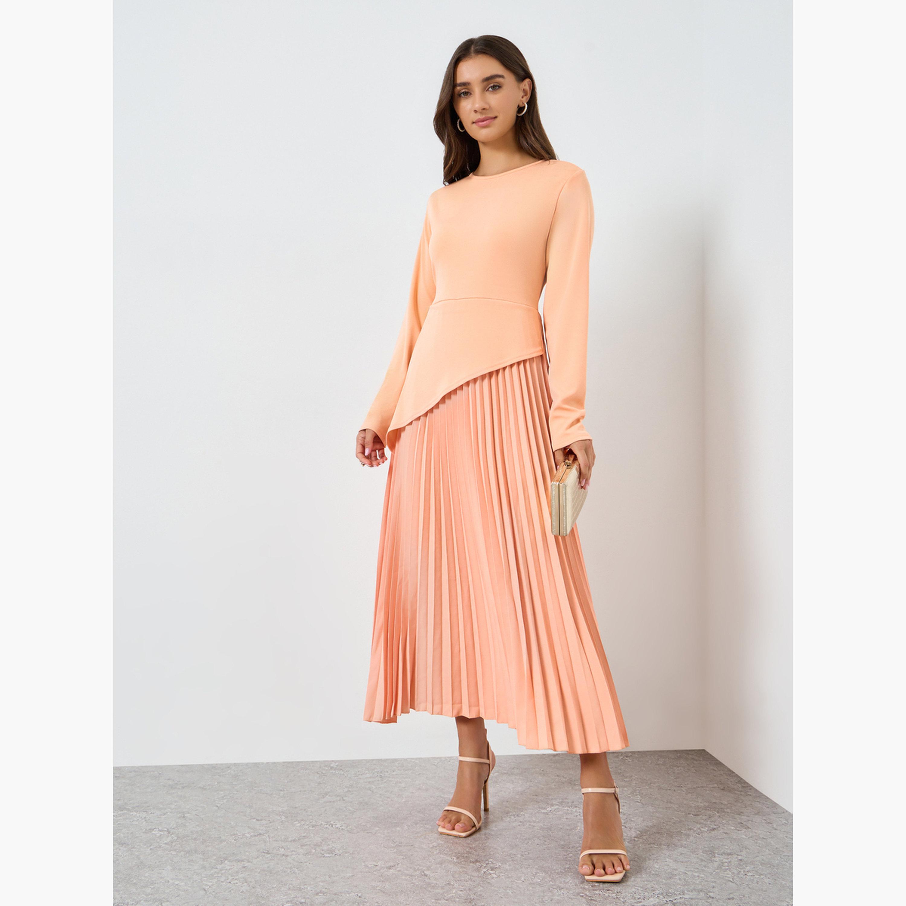Buy Styli Women Peach Pleated Long Sleeve Midi Dress Online | Centrepoint  Qatar
