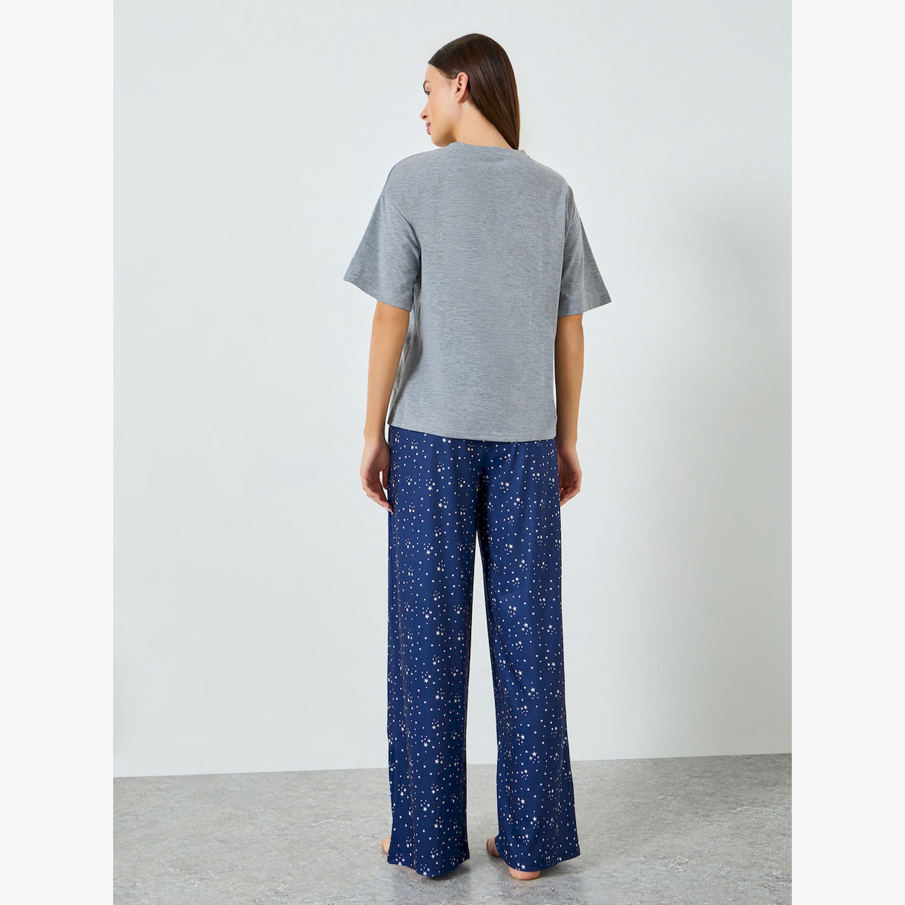 Styli Make A Wish Neck Slogan T-Shirt and Star Print Pyjama Set-women-clothing-nightwear-pyjamas-longsets-image-3