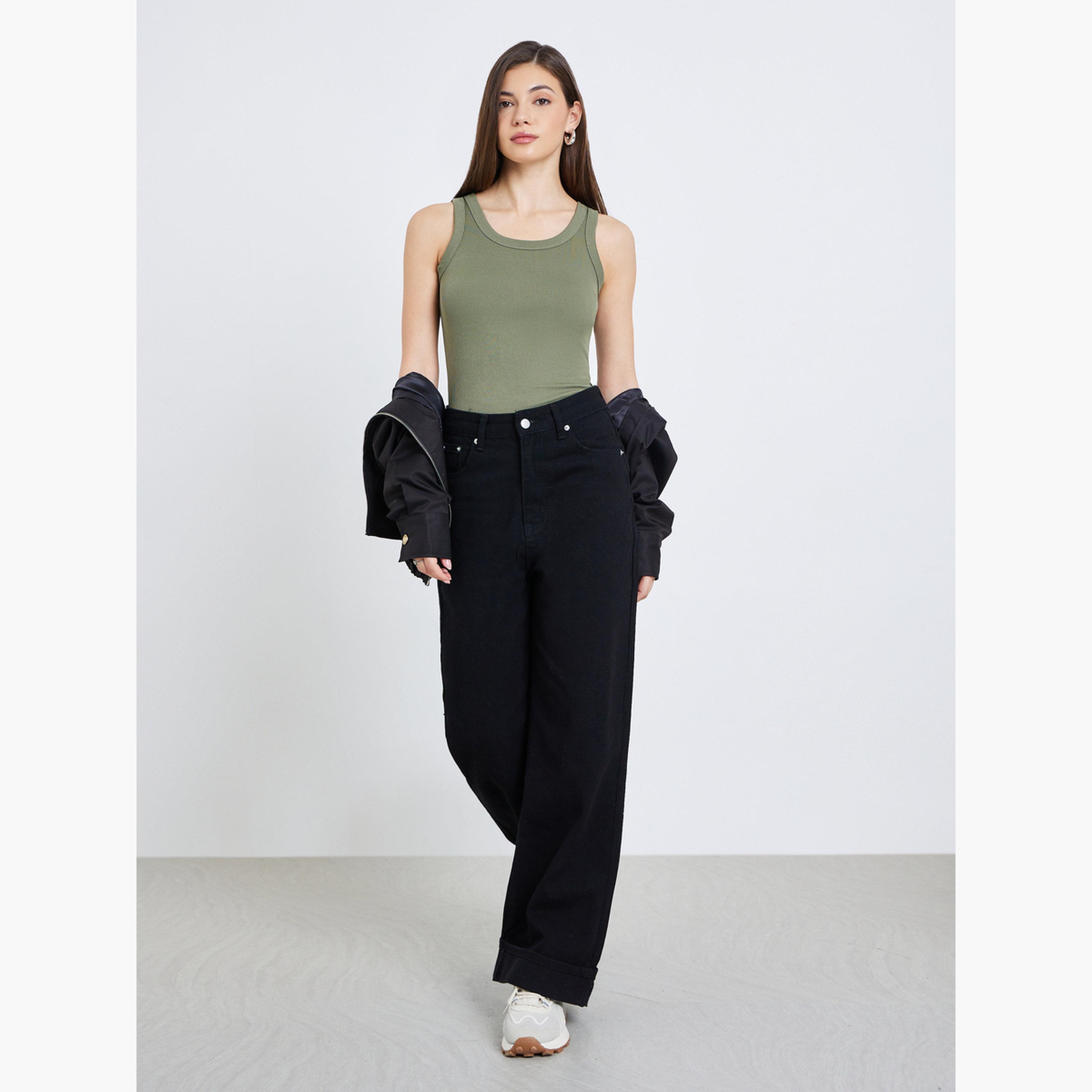 بلوزة مضلعة محبوكة بلا أكمام-women-clothing-tshirts-image-2